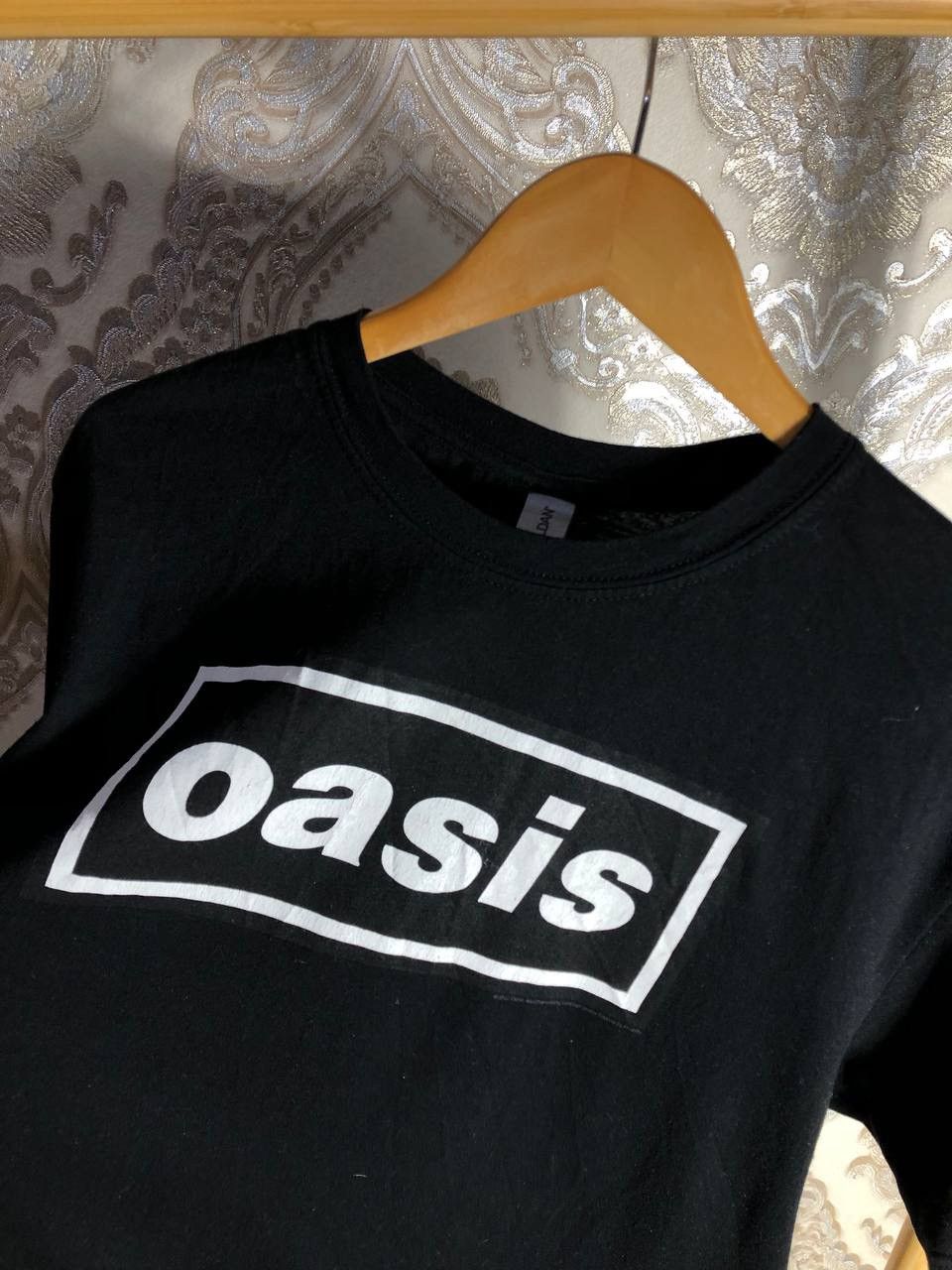 Band Tees VINTAGE OASIS WORLD TOUR ROCK T-SHIRT RETRO METAL Y2K 90s Size US L / EU 52-54 / 3 - 2 Thumbnail