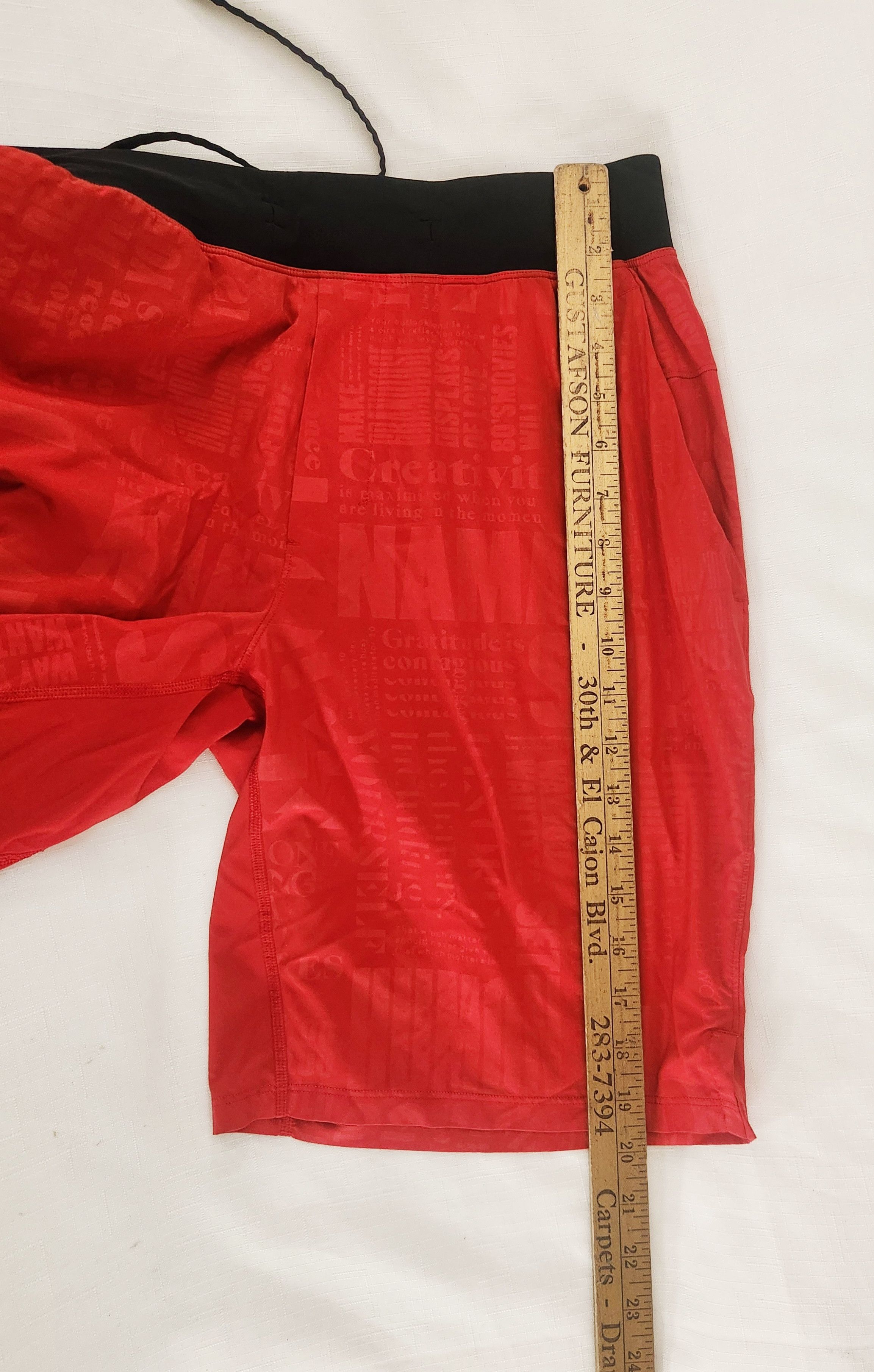 Lululemon Lululemon T.H.E. Short 9" Manifest Dark Red Shorts Medium Size US 32 / EU 48 - 16 Thumbnail
