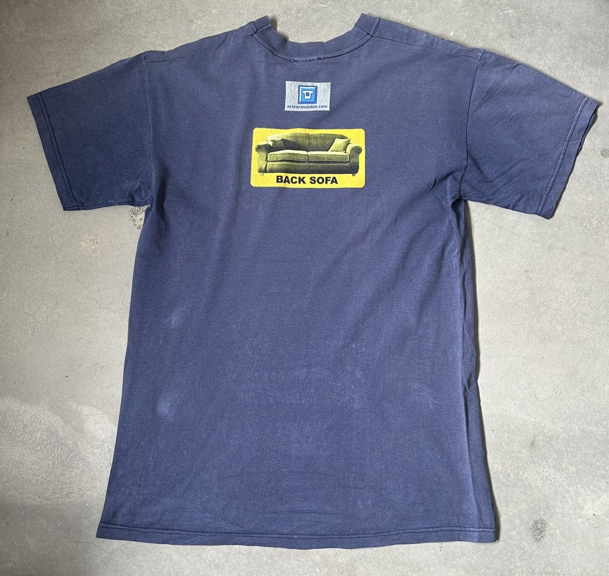 Vintage VINTAGE 90S SCIENCE LONDON FRONT SOFA ART TEE Size US M / EU 48-50 / 2 - 6 Thumbnail