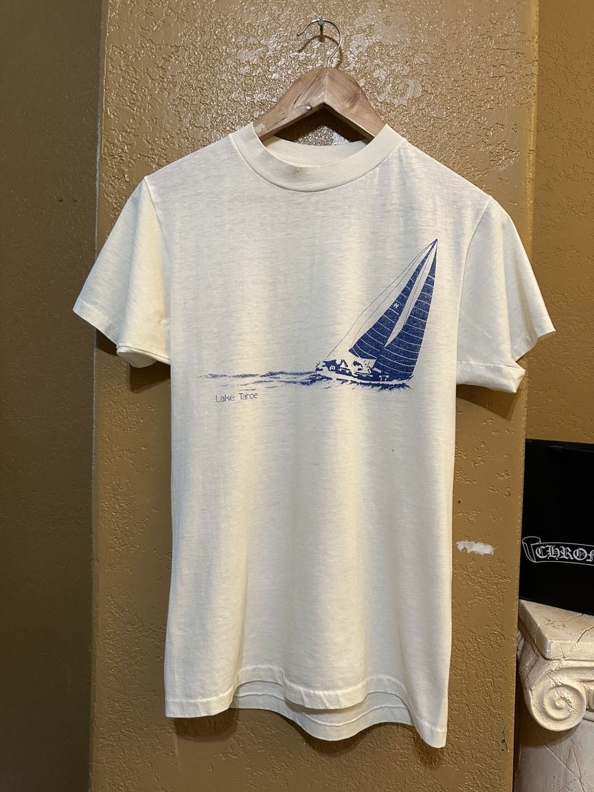 Vintage vintage 1980s paper thin Lake Tahoe tee shirt Size US S / EU 44-46 / 1 - 1 Thumbnail