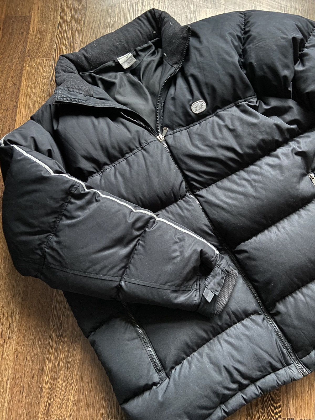 Nike × Vintage Nike Vintage Y2K Black Puffer Jacket Mini Logo Size US XXL / EU 58 / 5 - 3 Thumbnail