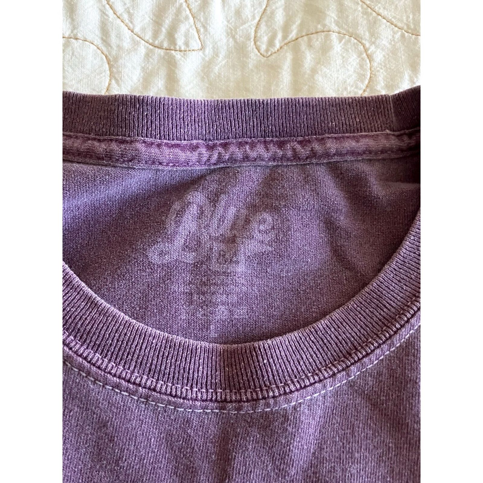 Vintage Way Up North Michigan Purple Embroidered Moose T-Shirt Blue 84 Unisex Adults Long Sleeve Crew Neck L Blue Outdoor 90s Size US L / EU 52-54 / 3 - 2 Thumbnail