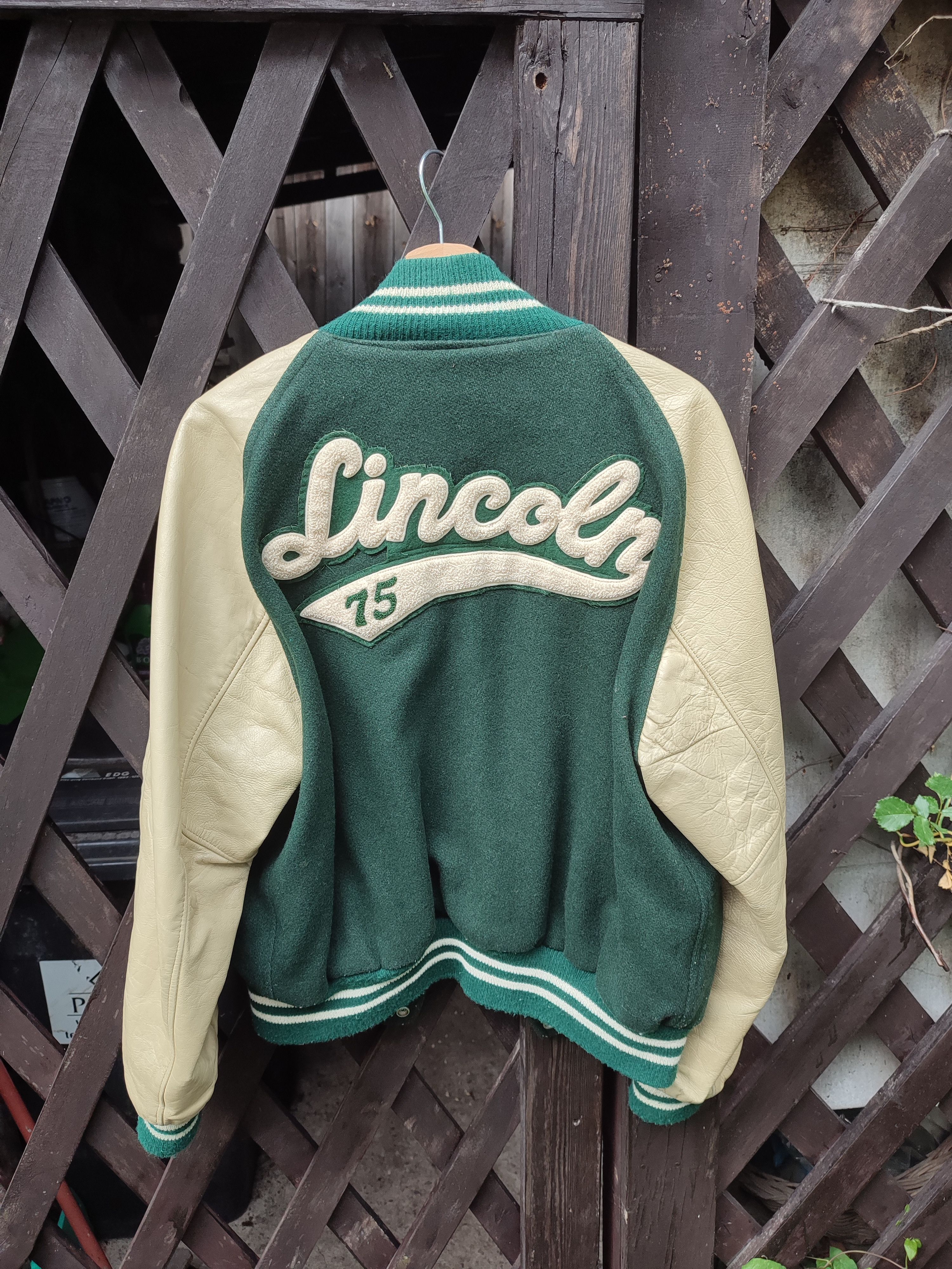 Vintage 70s Varsity jacket bottle green Size US L / EU 52-54 / 3 - 2 Thumbnail