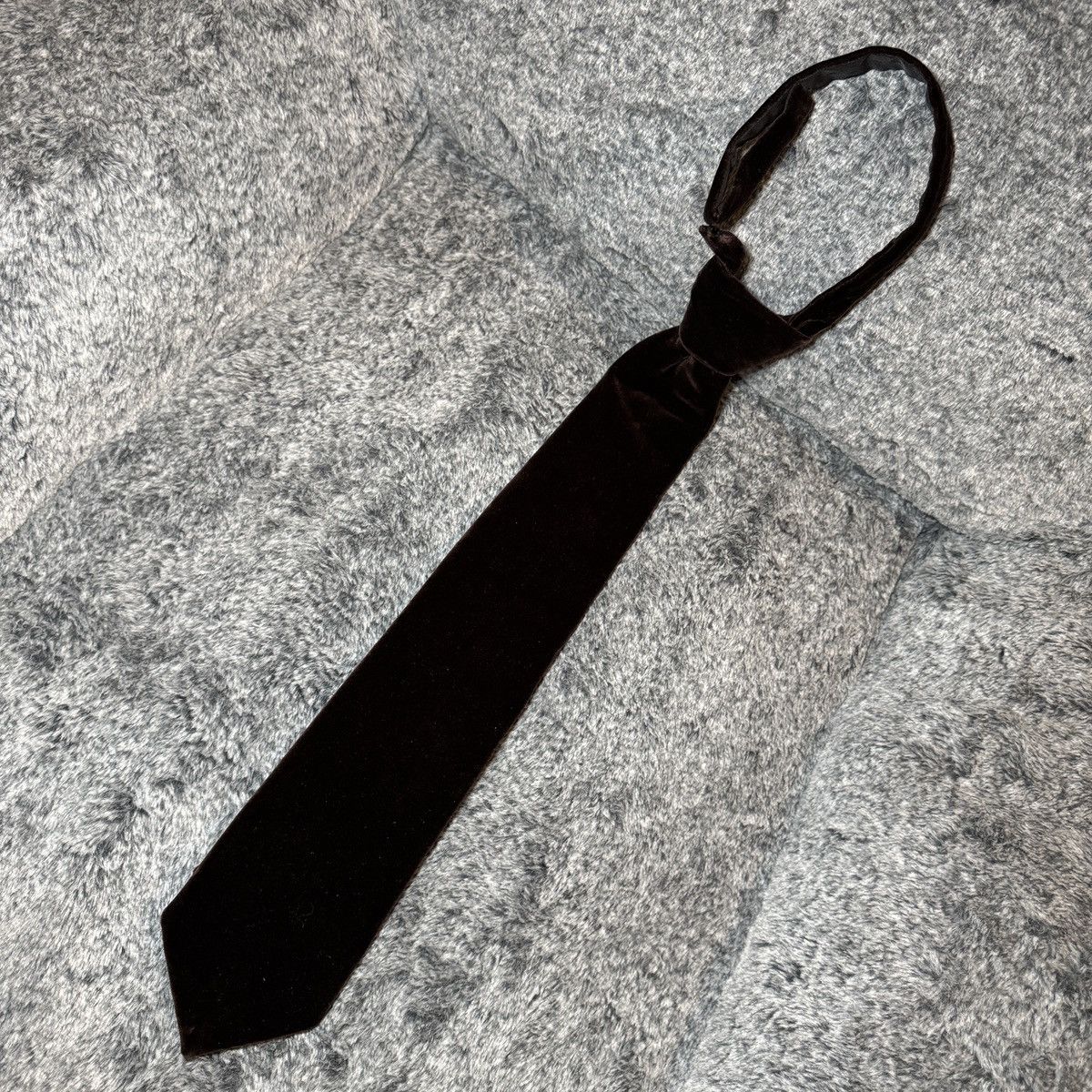 Tom Ford Tom Ford Velour Dark Broun Tie Size ONE SIZE - 1 Thumbnail