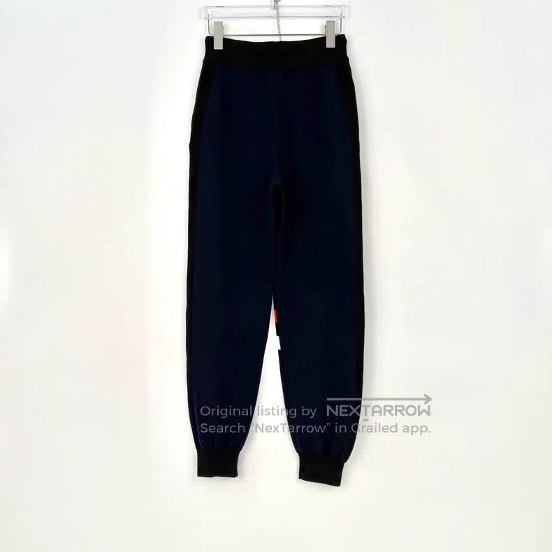 Louis Vuitton Louis Vuitton size xs Black, red and blue contrasting half Size US 28 / EU 44 - 4 Thumbnail