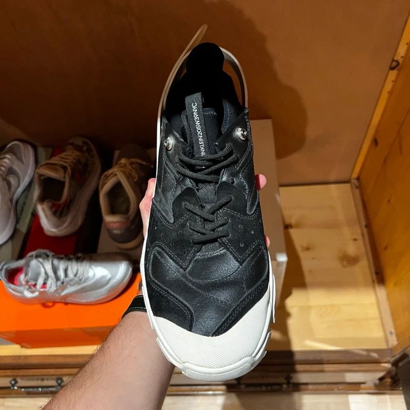 Calvin Klein 205W39NYC Calvin Klein 205W39NYC Carla Black Size US 10 / EU 43 - 2 Thumbnail