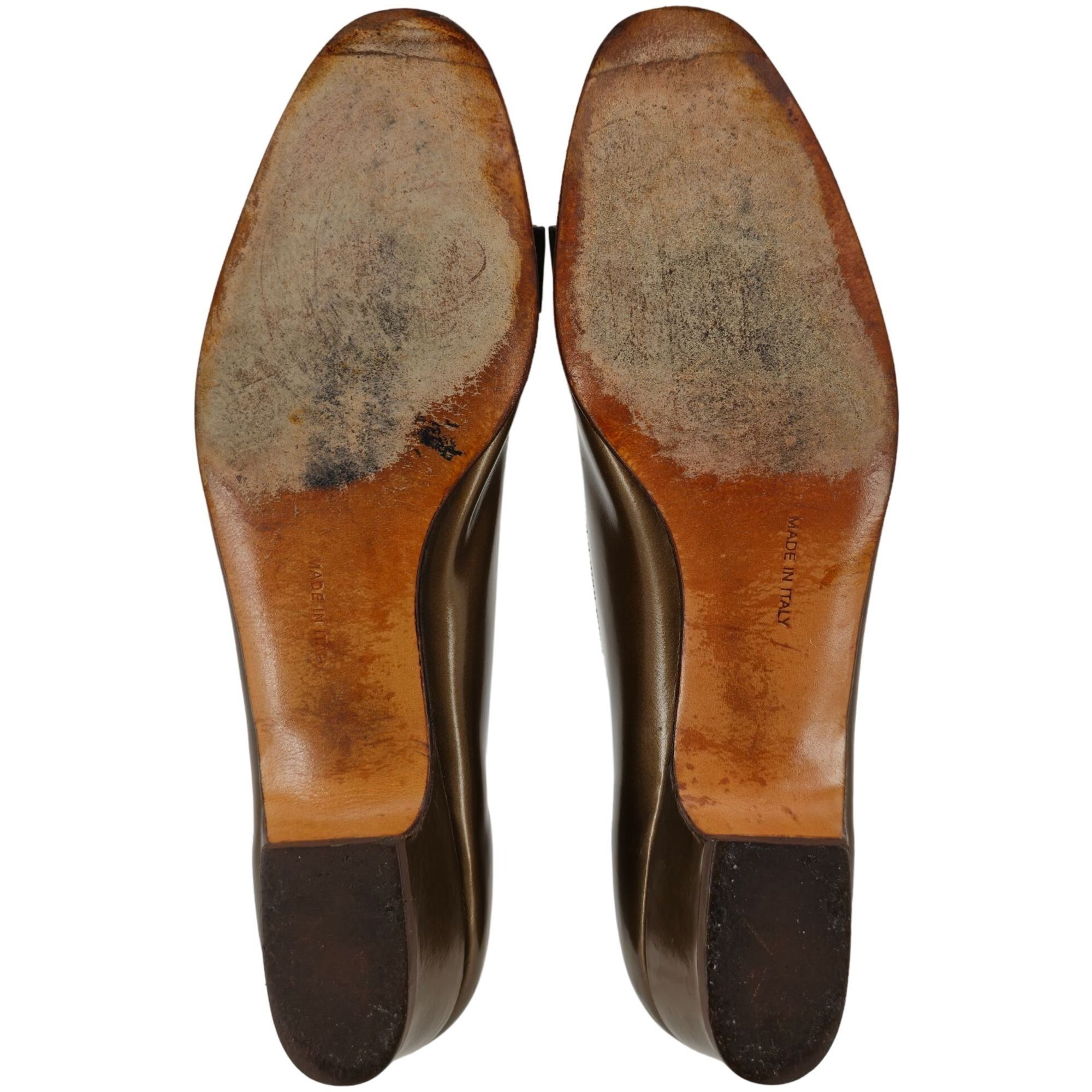 Salvatore Ferragamo Vintage Salvatore Ferragamo Bronze Vara Bow Pumps Womens 8.5 Size US 8.5 / IT 38.5 - 3 Thumbnail