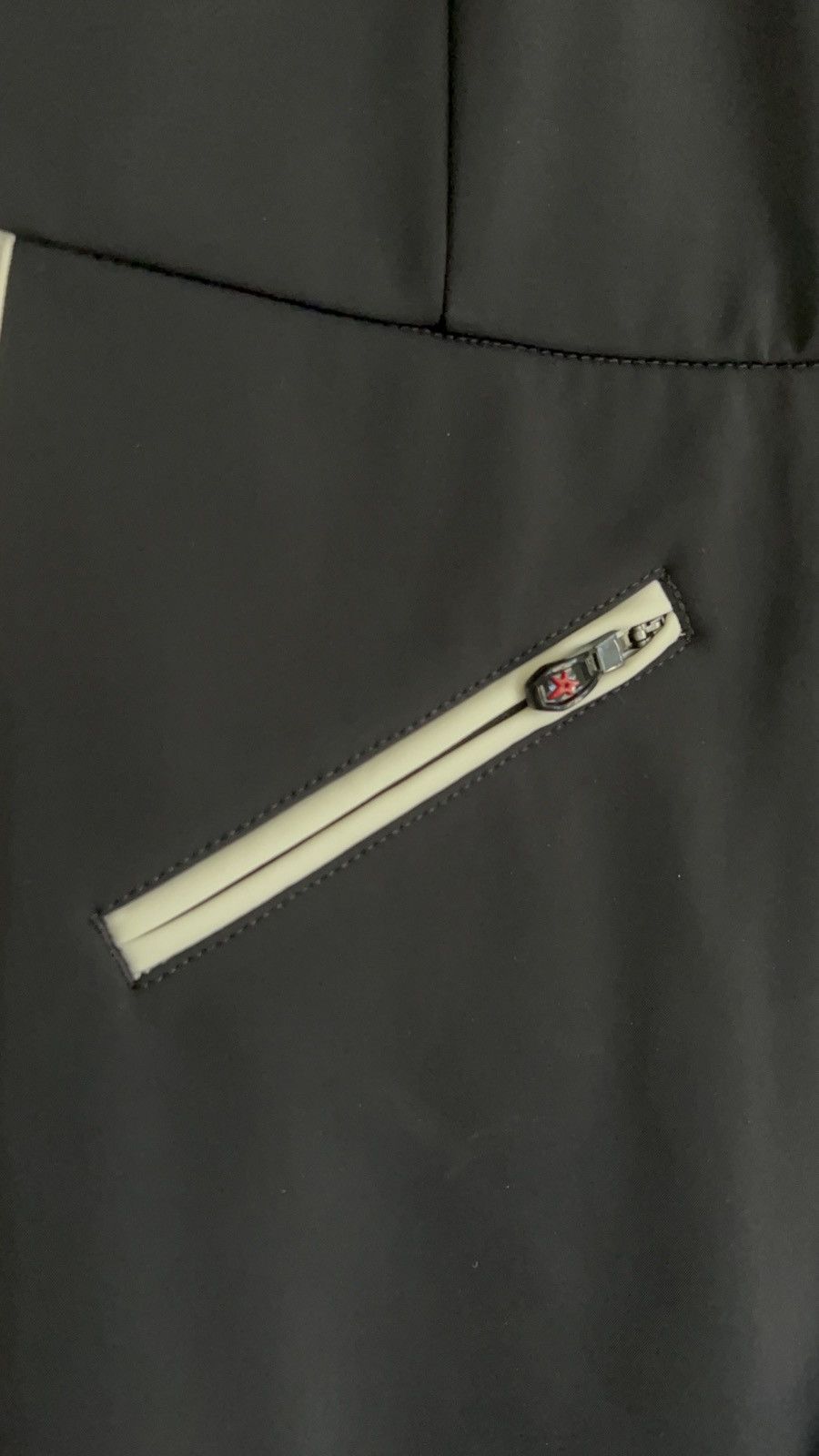 Perfect Moment Perfect Moment Stretch Ski Jumpsuit Size 32" / US 10 / IT 46 - 8 Thumbnail