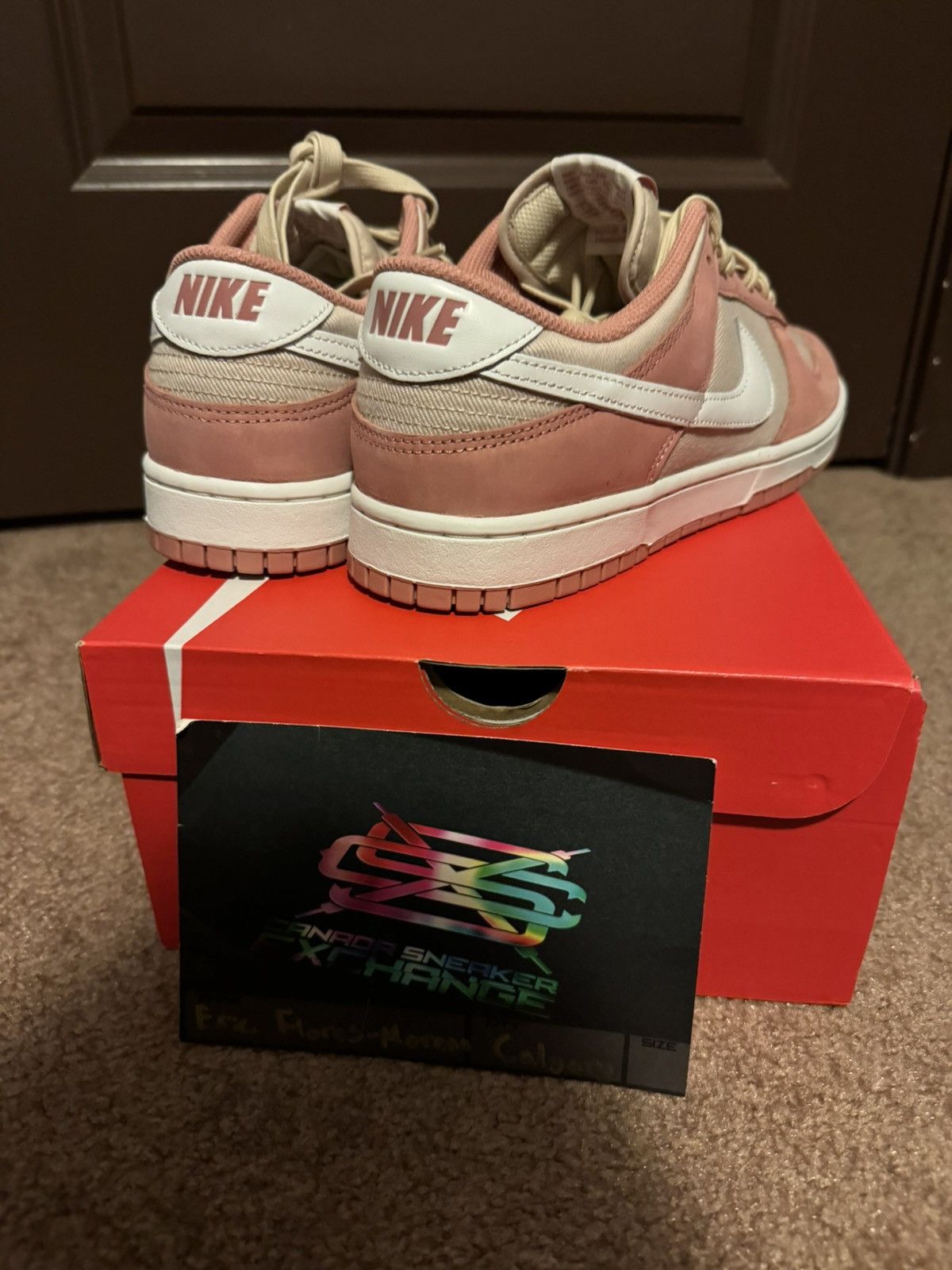 Nike Nike Dunk “Stardust” Size US 10 / EU 43 - 3 Thumbnail