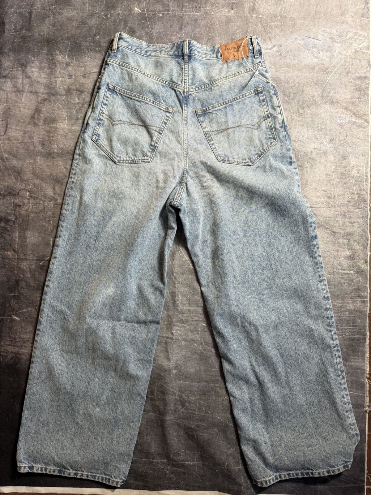 Balenciaga Balenciaga Baggy Jeans in Classic Blue Size US 34 / EU 50 - 2 Thumbnail