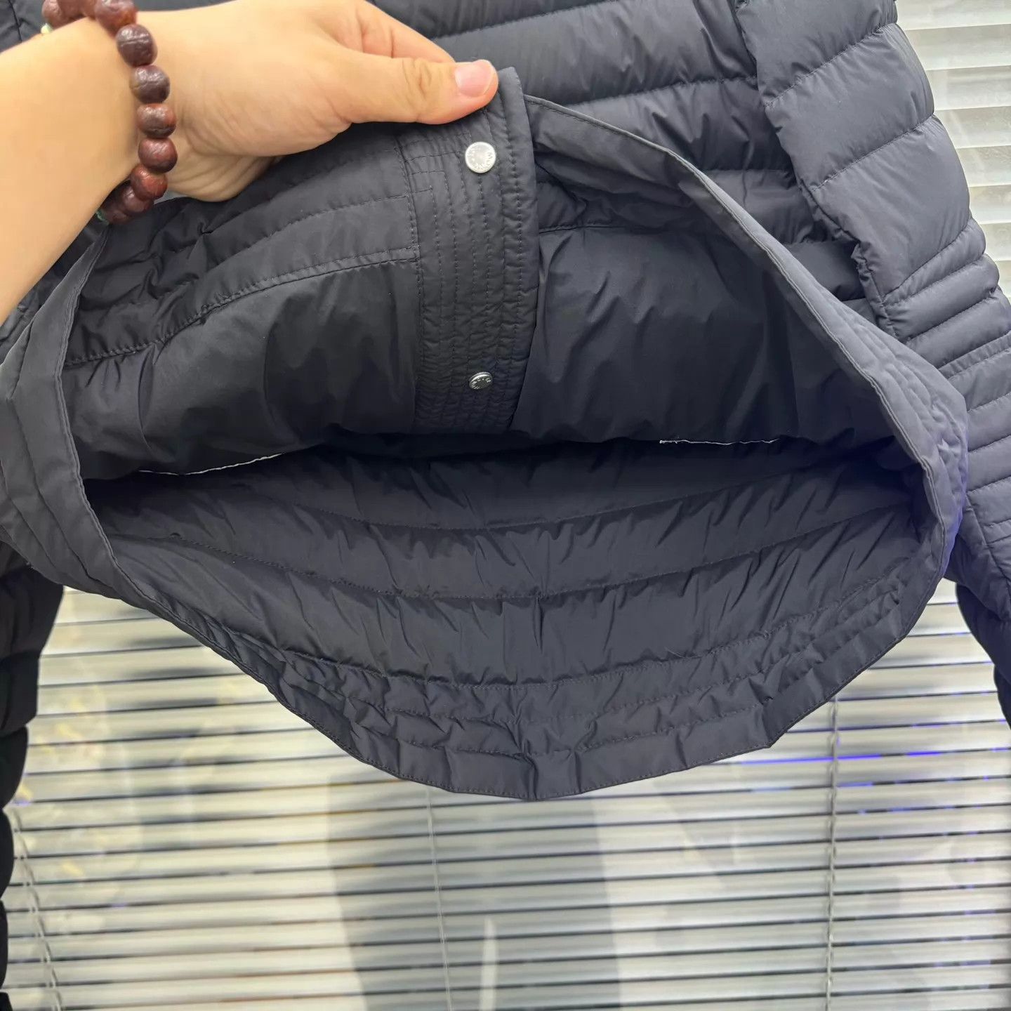 Moncler Moncler light down jacket black/silver size 2 99new Size XS / US 0-2 / IT 36-38 - 6 Thumbnail