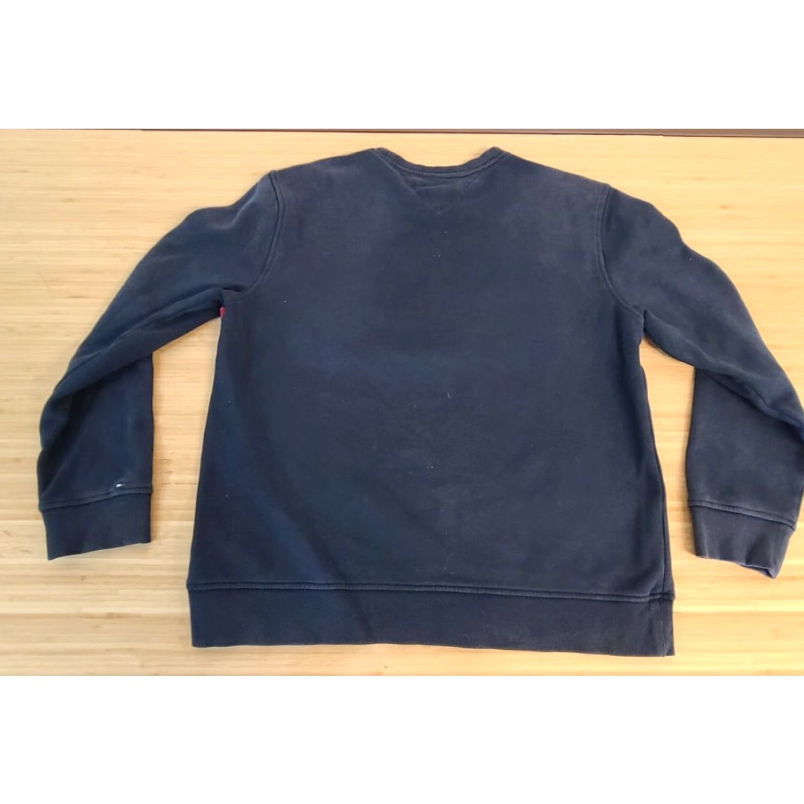 Tommy Hilfiger VINTAGE Tommy Hilfiger Long Sleeve Ribbed Crew Neck Pullover Sweatshirt Navy Size Large Mens Size US L / EU 52-54 / 3 - 5 Thumbnail