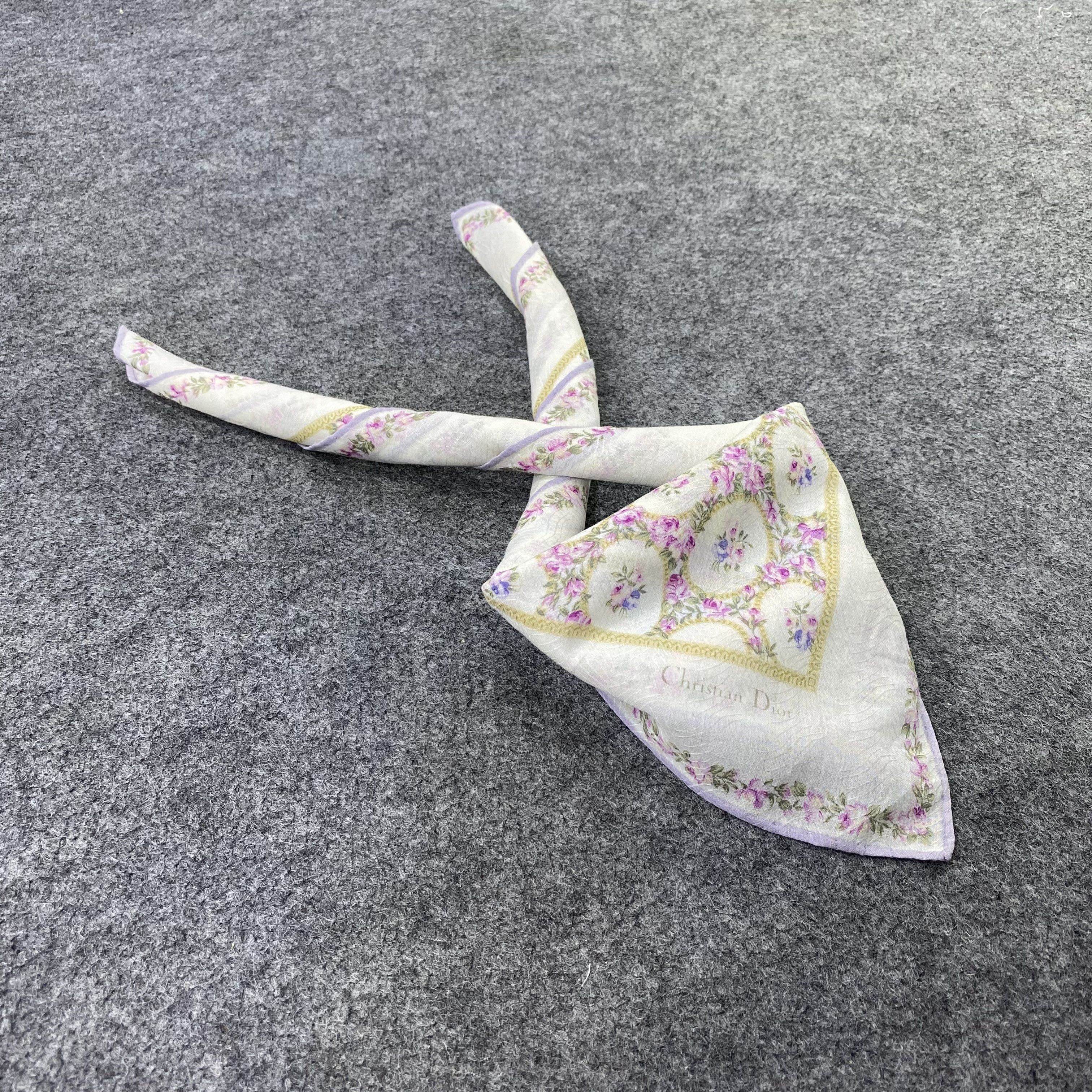 Vintage Christian Dior Handkerchief / Bandana / Neckerchief-B2172 Size ONE SIZE - 1 Thumbnail
