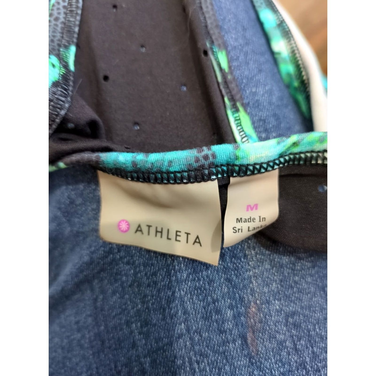 Athleta Athleta Tank Top RacERback Floral Polyester Green Black Women M Sleeveless Athletic Beach Cross Training Colorful Palm Size M / US 6-8 / IT 42-44 - 4 Thumbnail