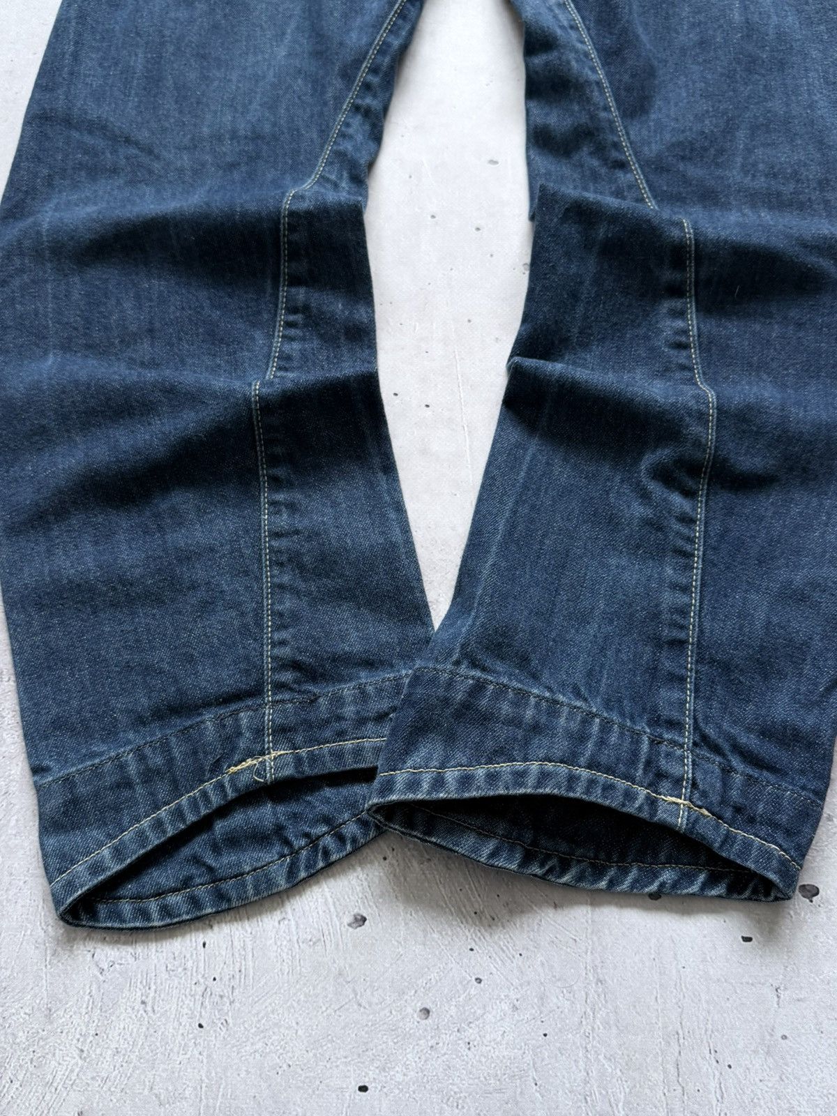 Levi's Vintage Levis Engineered Twisted Denim Jeans Size US 29 - 4 Thumbnail