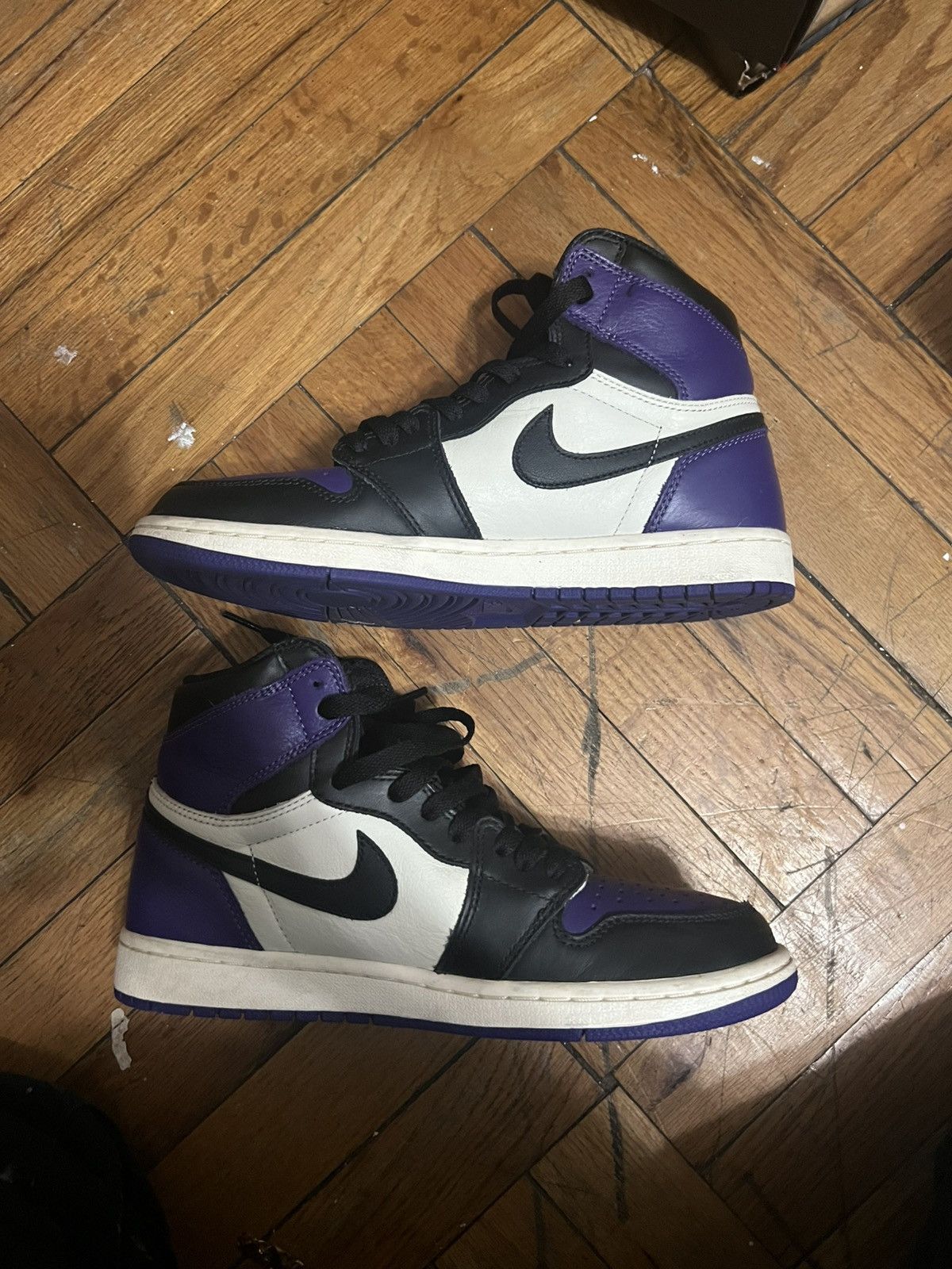 Jordan Brand Air Jordan 1 retro high og royal purple Size US 8 / EU 41 - 2 Thumbnail