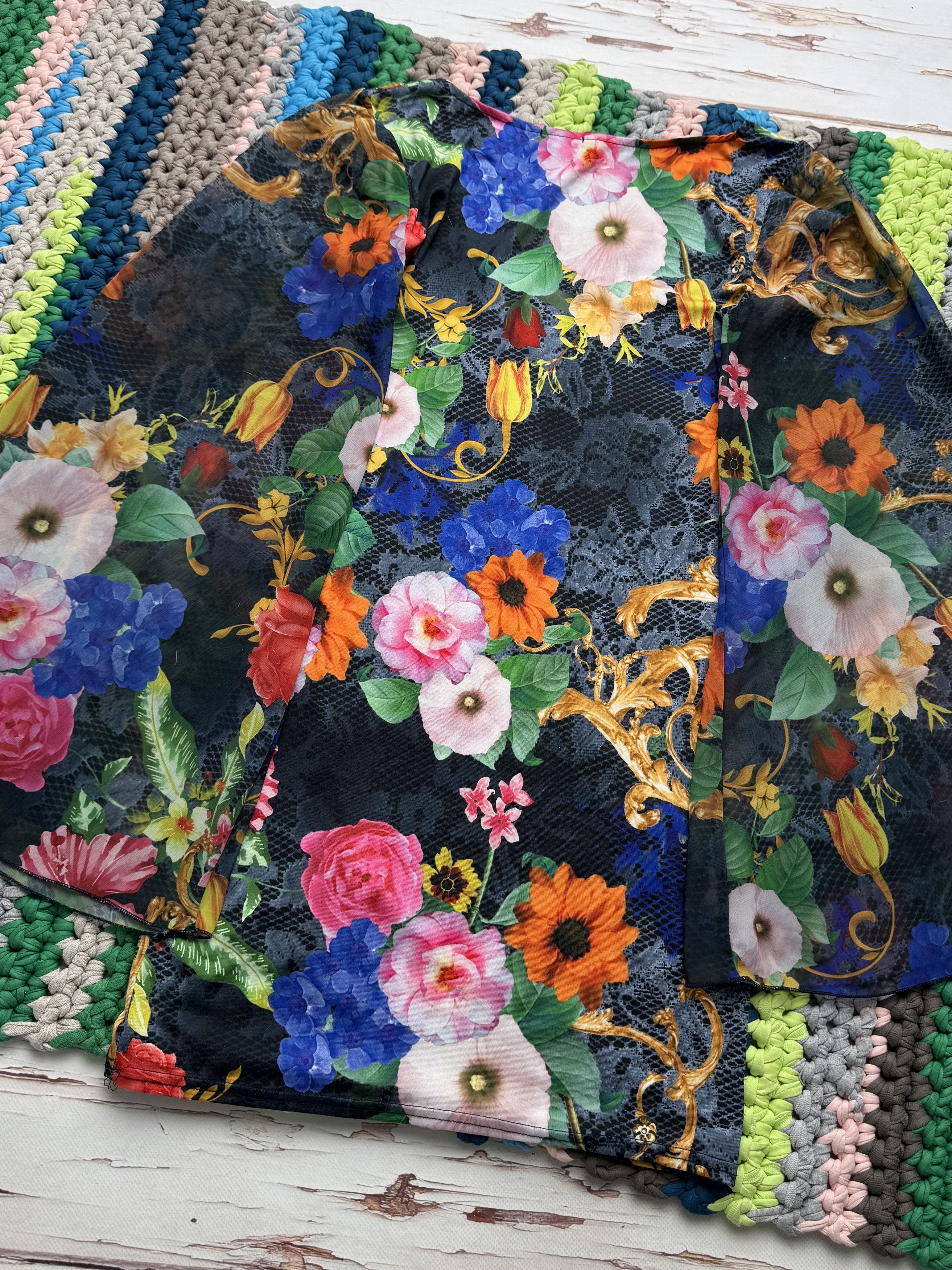 Dolce & Gabbana Dolce&Gabbana Vintage Floral Baroque Dress V Neck Designer Size XS / US 0-2 / IT 36-38 - 8 Thumbnail