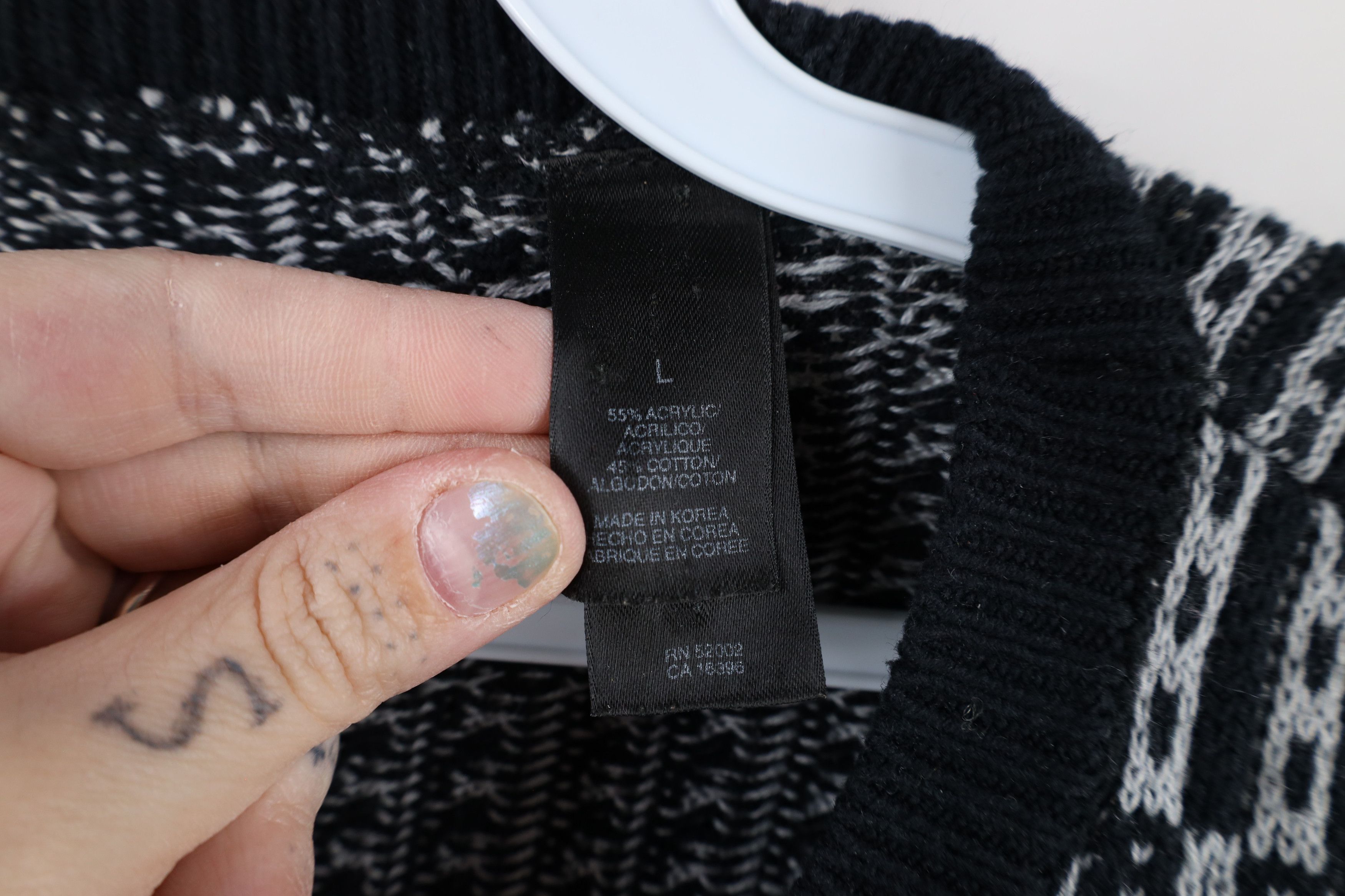 Vintage Vintage 90s Coogi Style Geometric Knit Crewneck Sweater Size US L / EU 52-54 / 3 - 5 Thumbnail