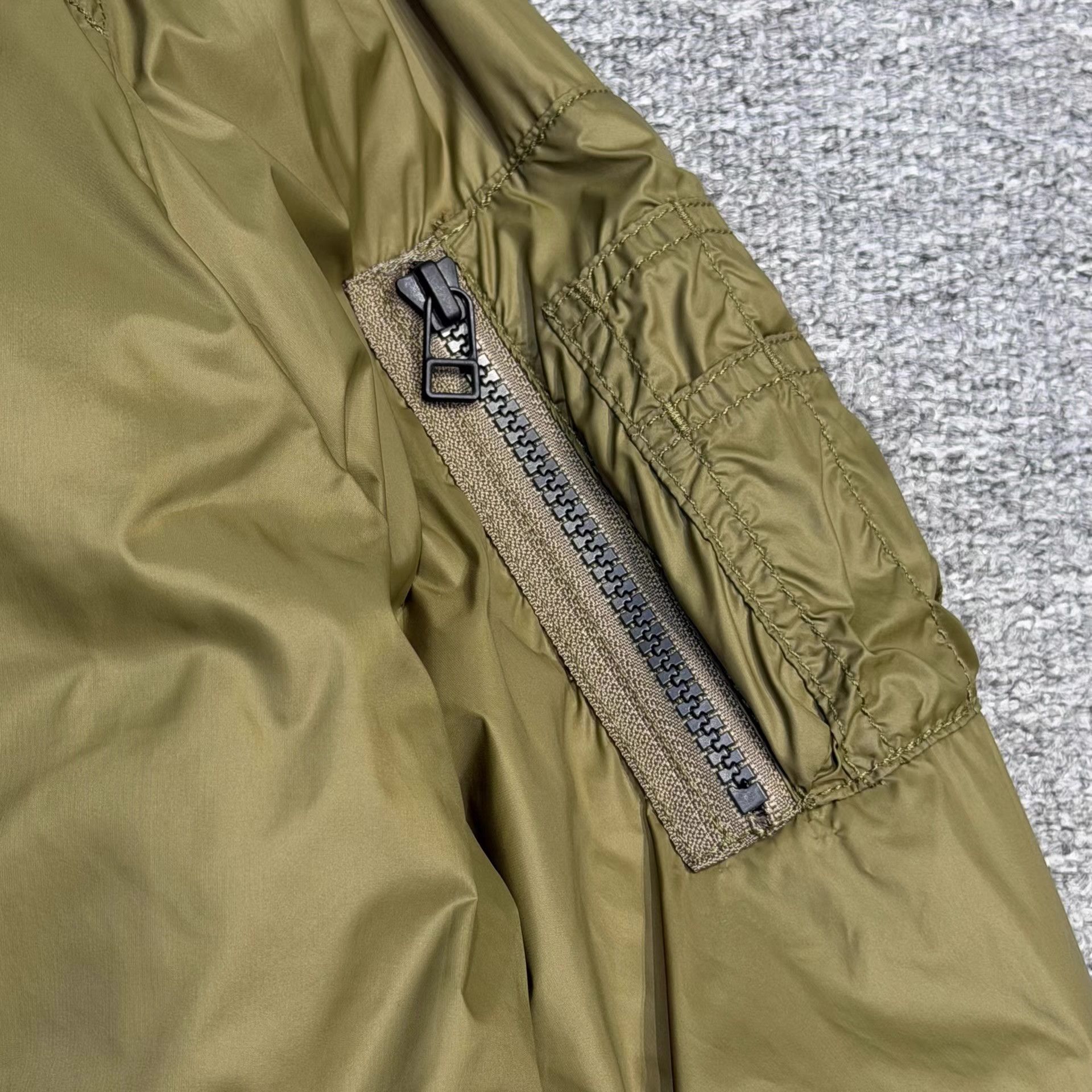 TAION TAION Down Jacket Q5 Size US XL / EU 56 / 4 - 5 Thumbnail