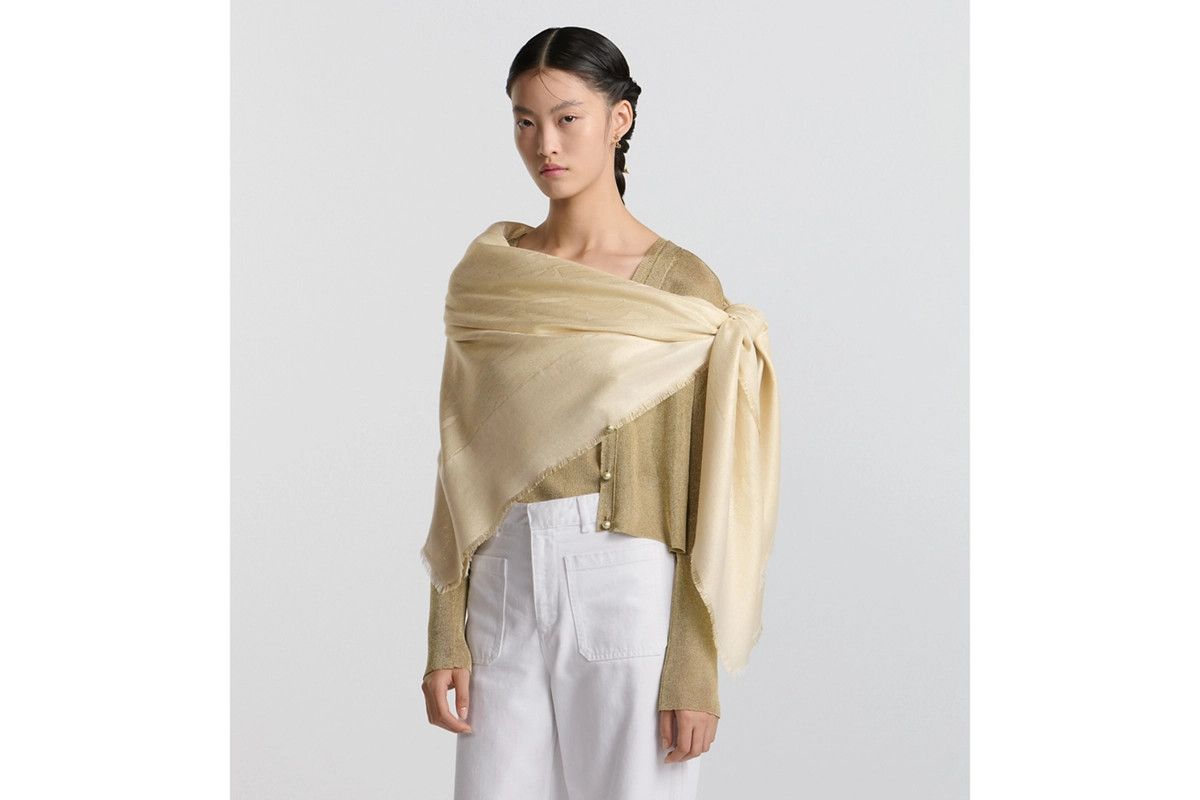 Dior o1bcso1str0226 Size:OS/Allover Shawl in Golden Size ONE SIZE - 3 Thumbnail