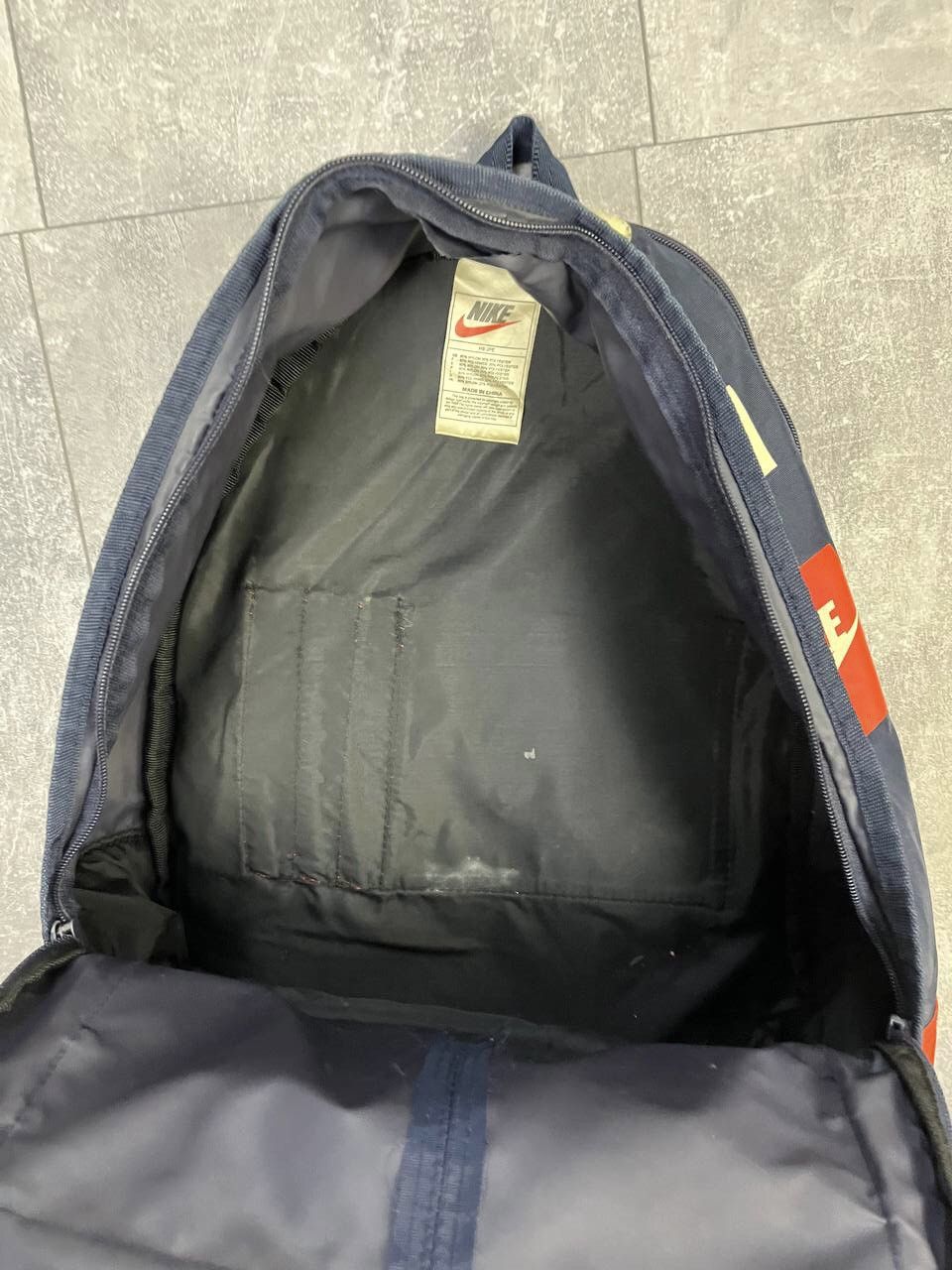 Vintage Vintage Nike overprint logo y2k nylon big backpack Size ONE SIZE - 8 Thumbnail