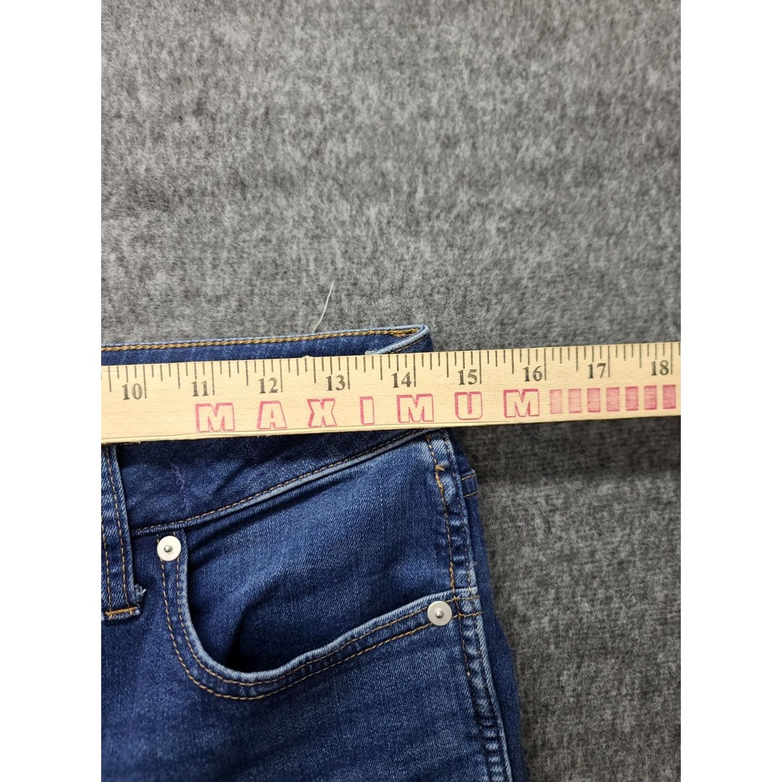 Madewell Madewell Jeans Womens 28x28 Skinny Fit Tapered Leg High Rise Stretch Blue Denim 5-Pocket Regular Size 28 Womens Legging Style City Preppy Size 28" / US 6 / IT 42 - 4 Thumbnail