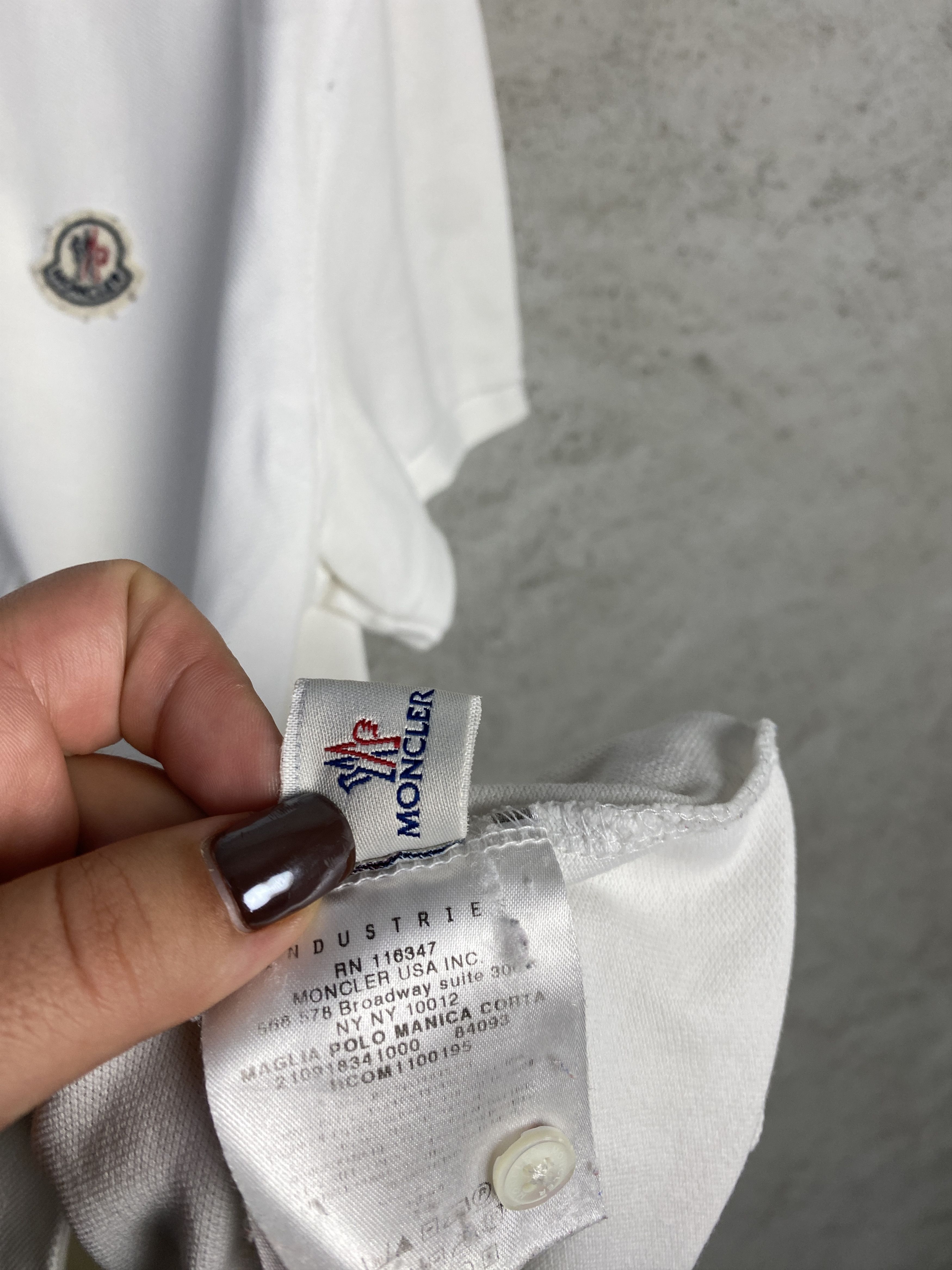 Moncler Moncler small logo polo t-shirt tee casual Size US L / EU 52-54 / 3 - 5 Thumbnail