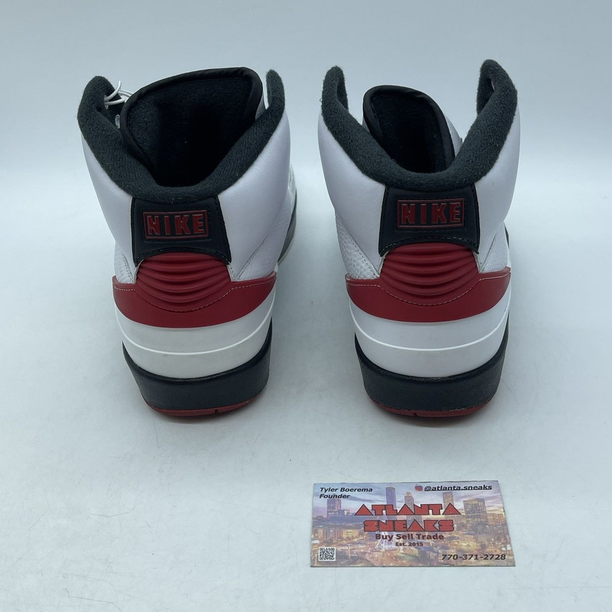 Jordan Brand Air Jordan 2 Chicago Size US 9 / EU 42 - 3 Thumbnail