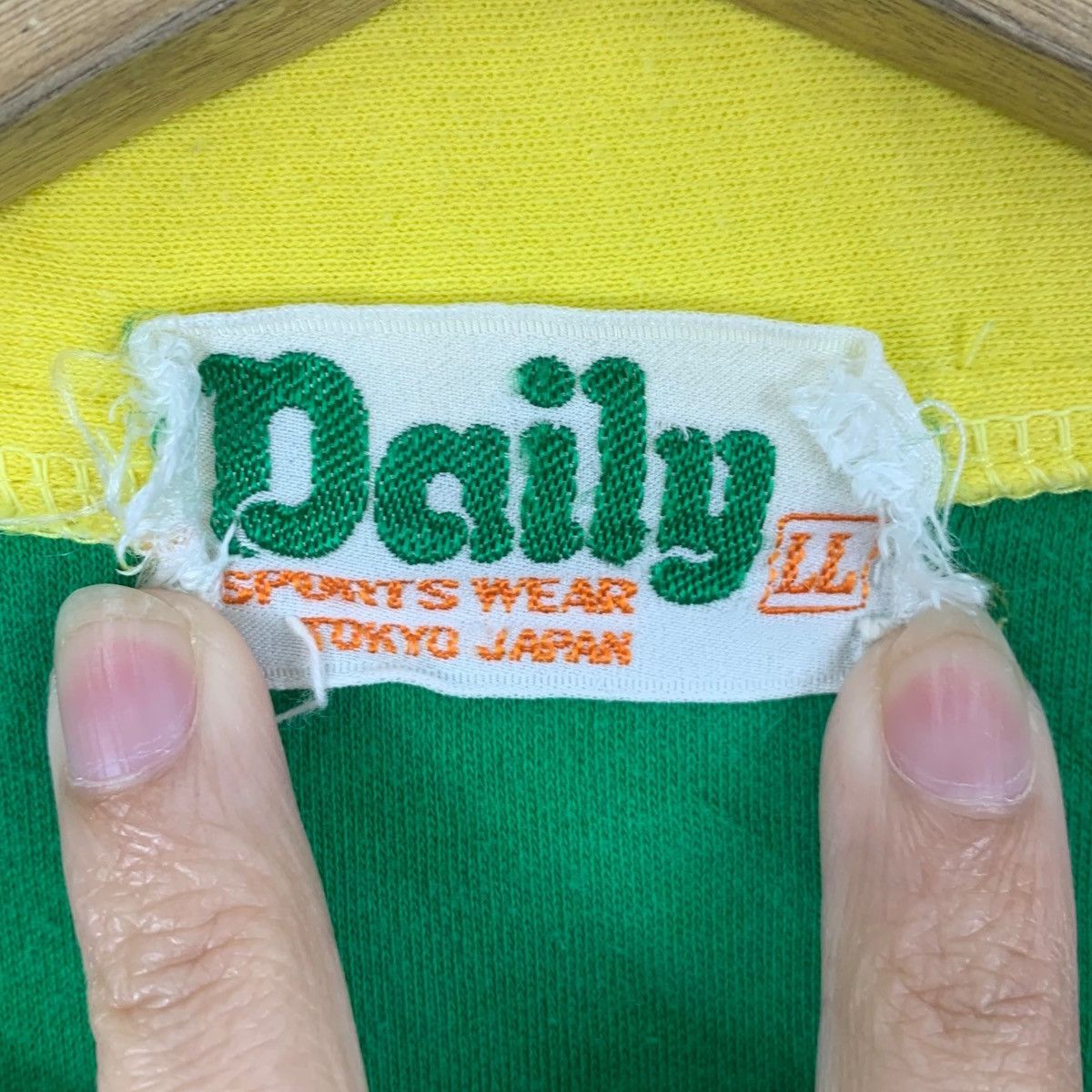 Vintage Vintage 80’ JAPAN BRAZIL JERSEY Sportswear LL Tee Shirt Size US XL / EU 56 / 4 - 5 Thumbnail