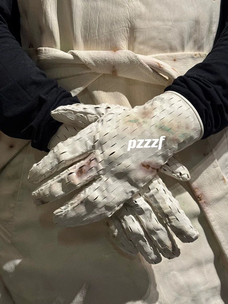 Carol Christian Poell Gloves | Grailed