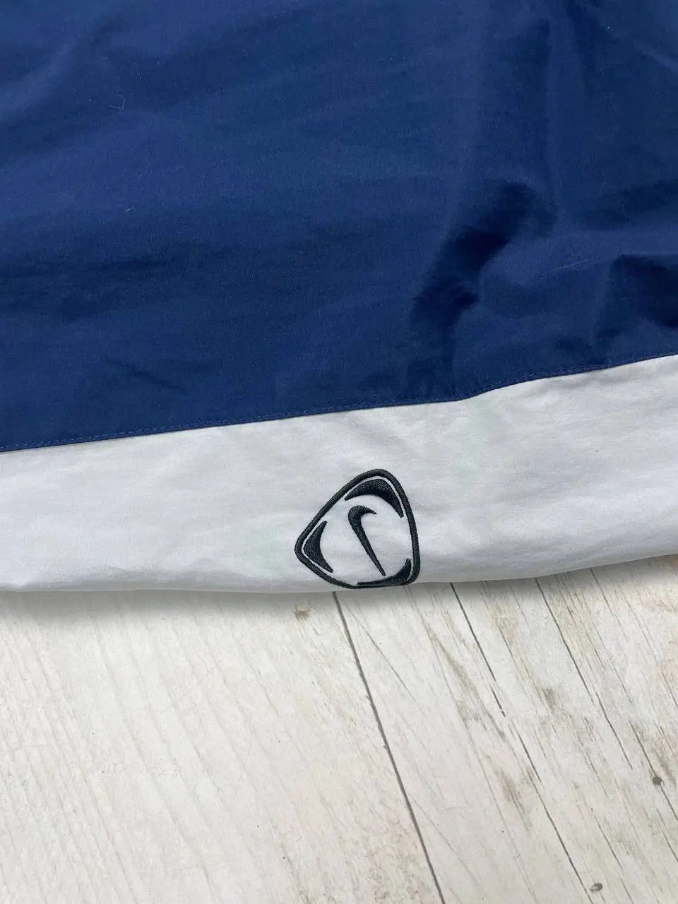 Nike Vintage Nike Track Pants 00s Swoosh Nylon Striped Size US 32 / EU 48 - 5 Thumbnail