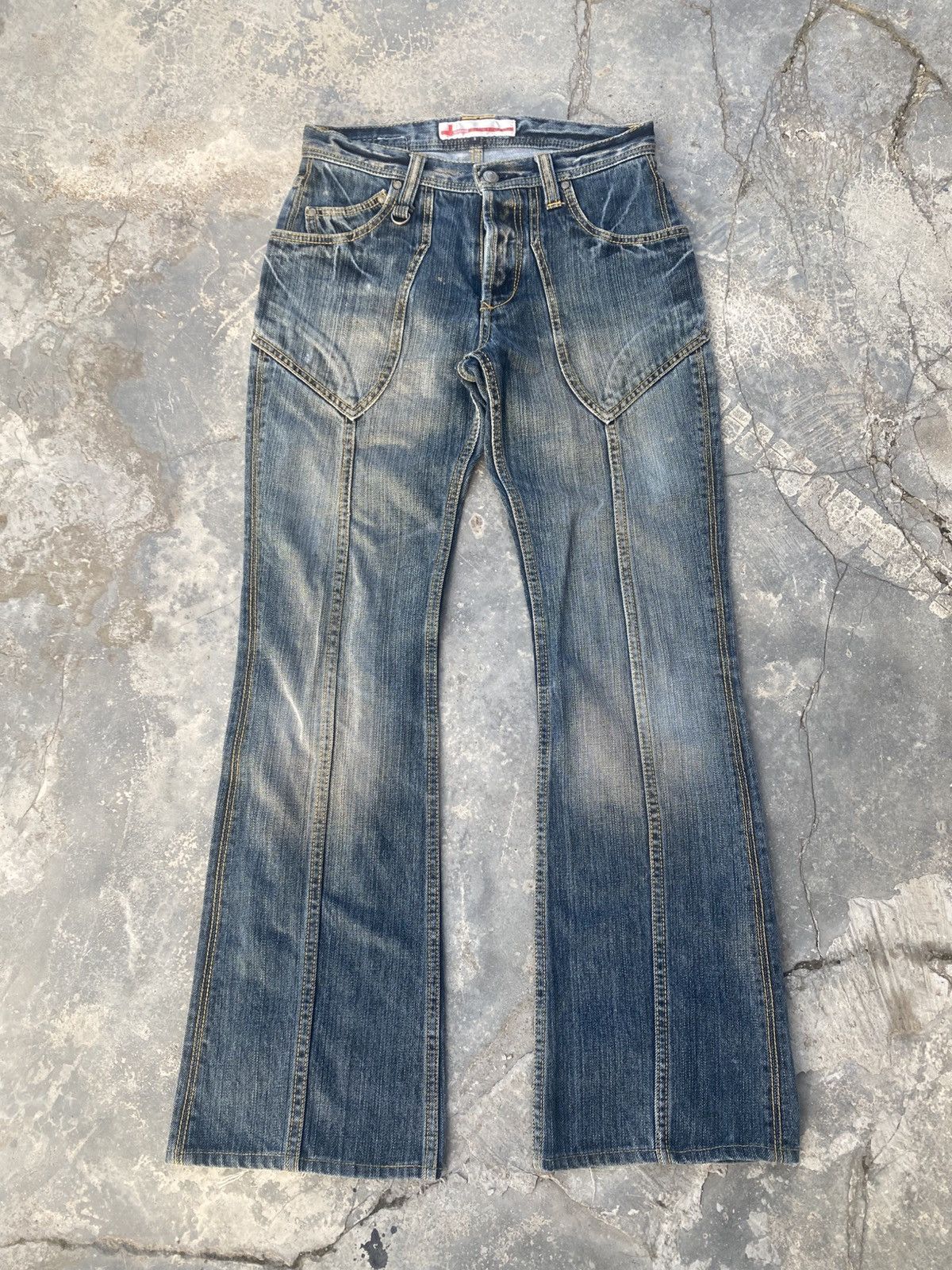 If Six Was Nine GENOESE Vampire Flared Jeans Size US 27 - 1 Thumbnail