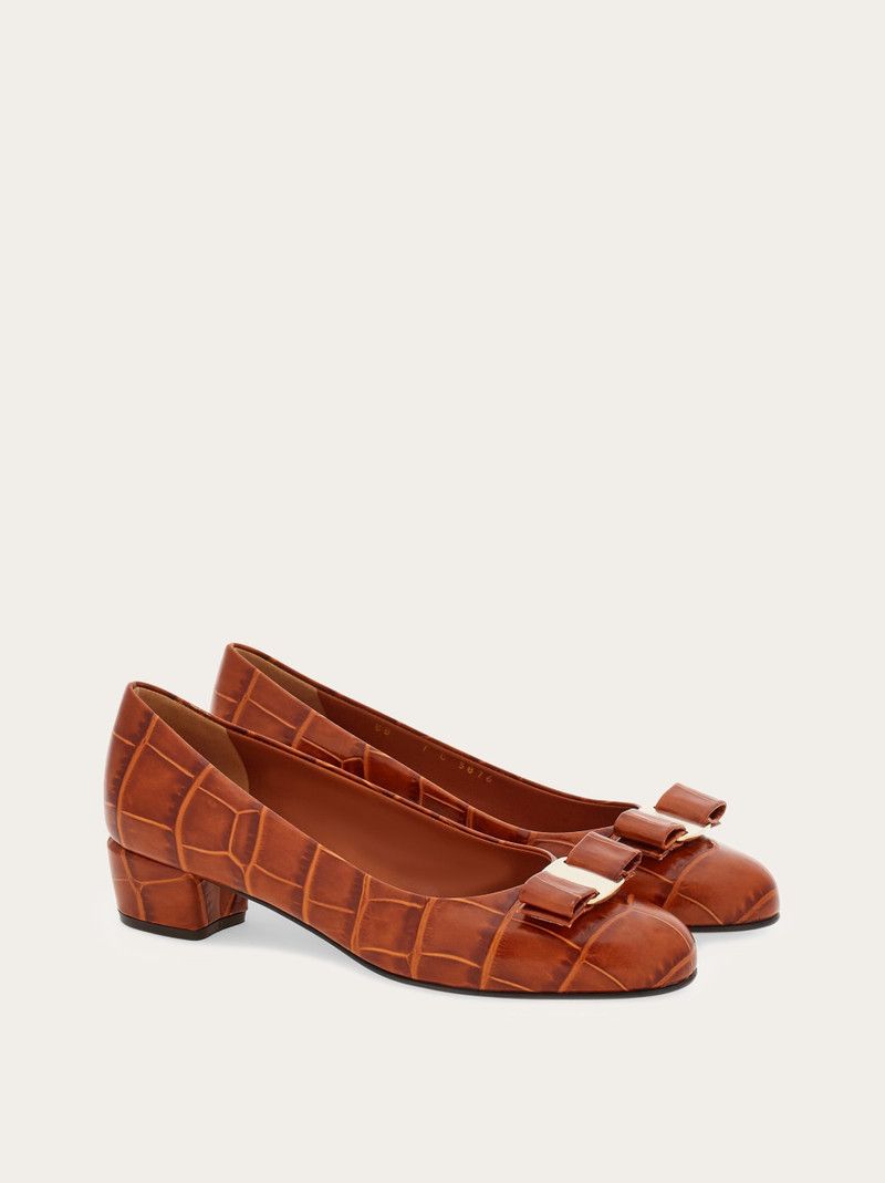 Salvatore Ferragamo o1s1rm0126 Vara Pumps in Brown Size US 10 / IT 40 - 5 Thumbnail