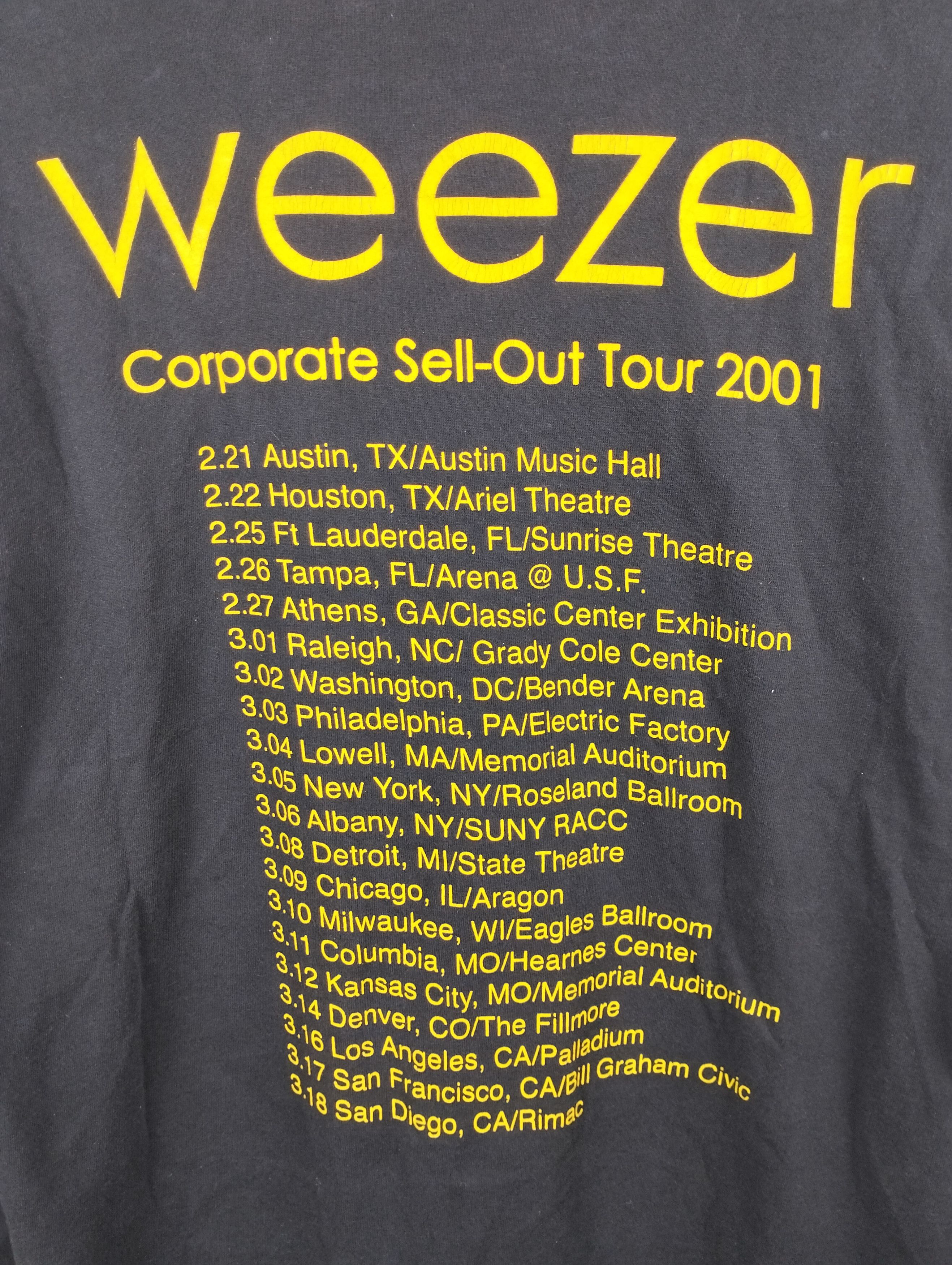 Band Tees × Vintage Vintage Weezer Band Tee T shirt long sleeveTour 2001 Size US L / EU 52-54 / 3 - 7 Thumbnail