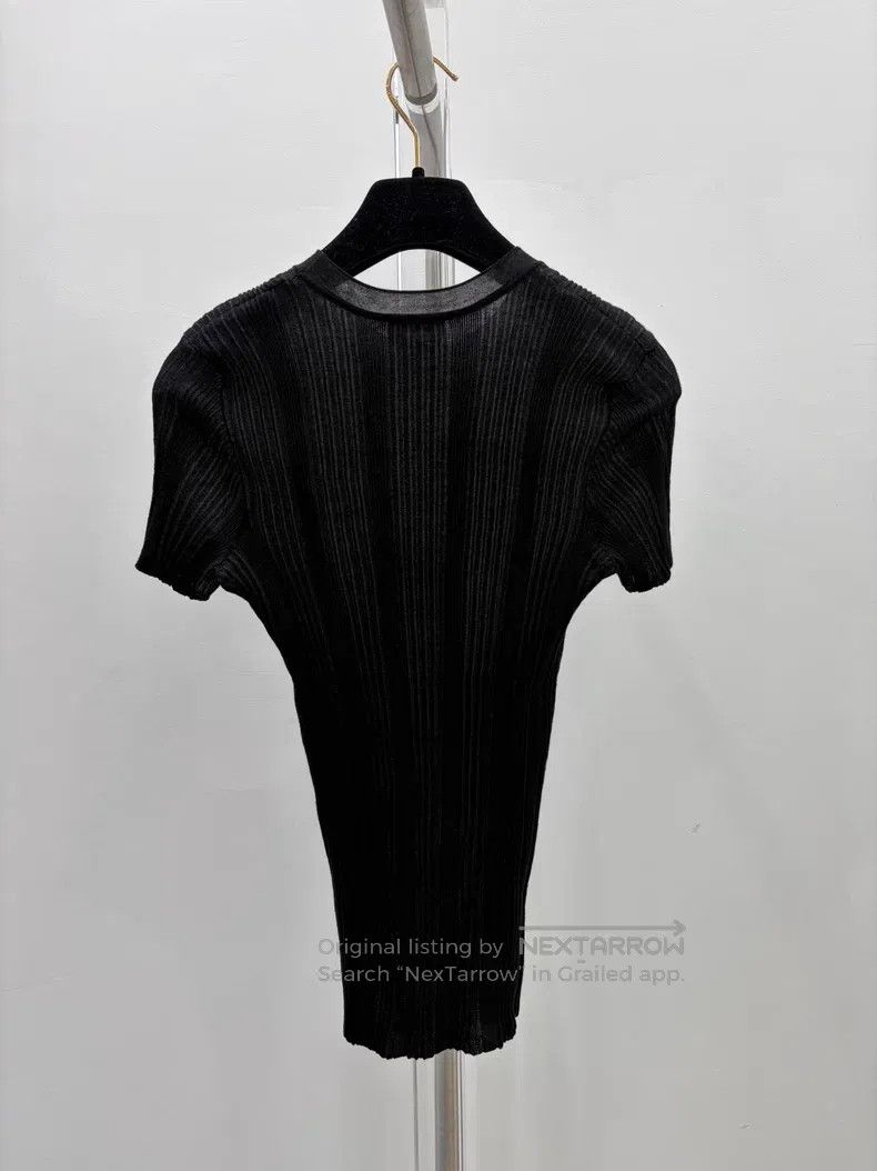 Chanel Chanel Series of knitted black short sleeves Size XS / US 0-2 / IT 36-38 - 2 Thumbnail