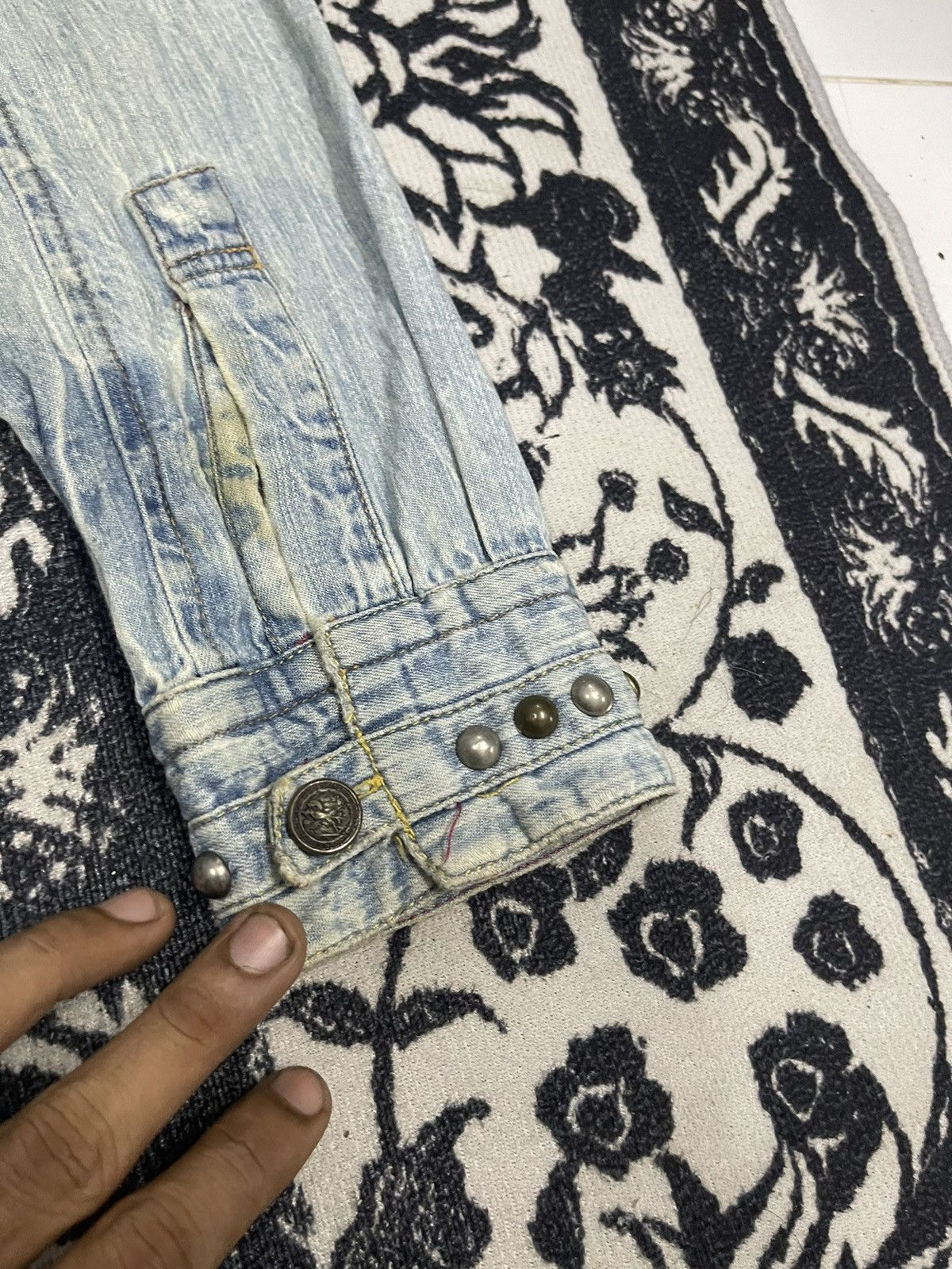 Japanese Brand 2000s KMRII INSPIRED STUDDED DENIM BUTTON UP DISTRESSED Size US S / EU 44-46 / 1 - 18 Thumbnail