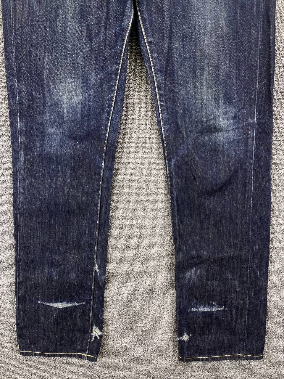Japanese Brand Vintage Uniqlo Regular Fit Jeans Trashed Punk Denim Pants Size US 30 / EU 46 - 4 Thumbnail