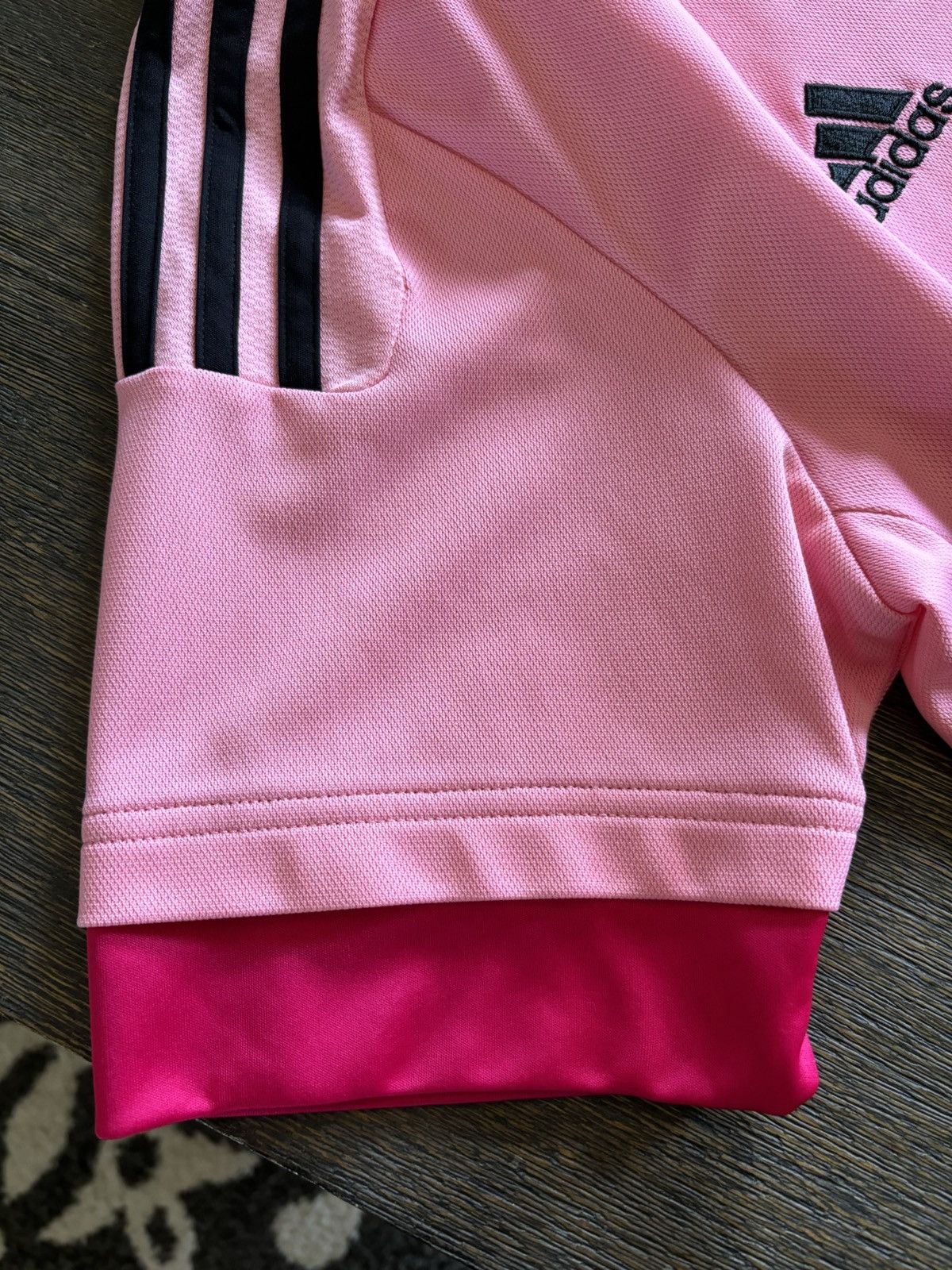 Adidas Juventus 2015/16 Adidas Away Kit Size US S / EU 44-46 / 1 - 9 Thumbnail