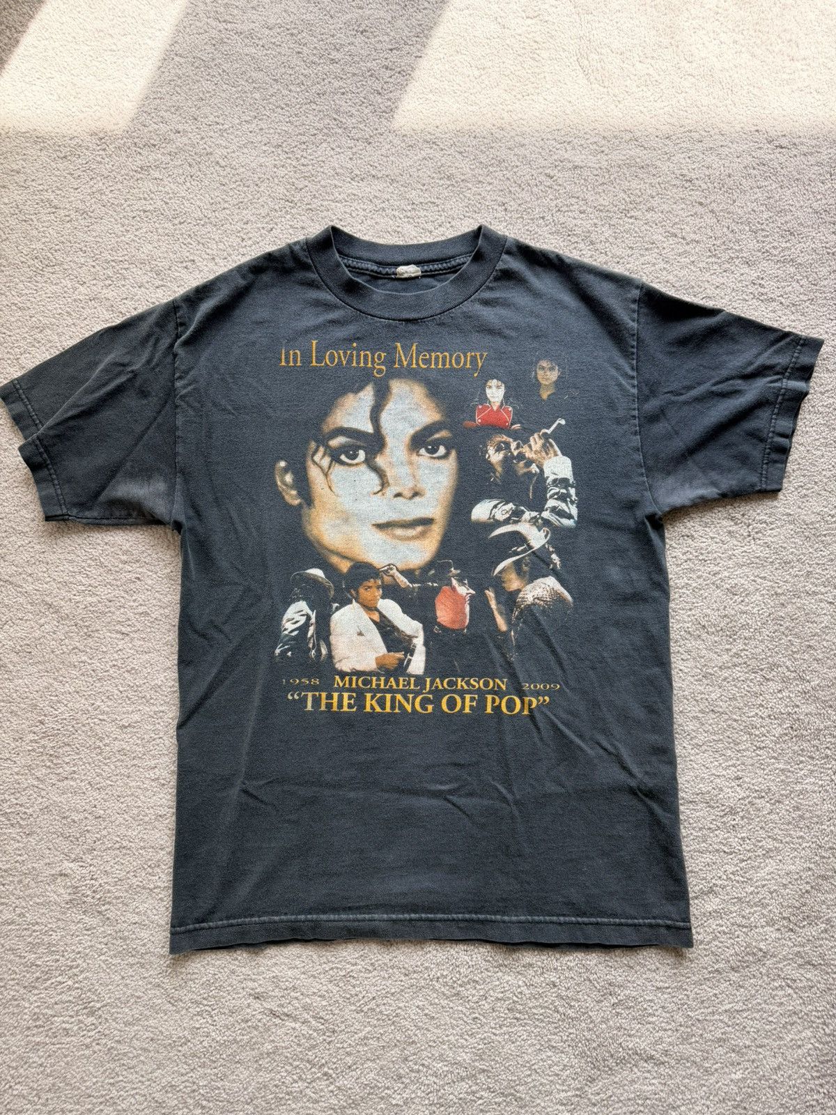 Vintage Vintage Michael Jackson SS T-Shirt Size US S / EU 44-46 / 1 - 2 Thumbnail