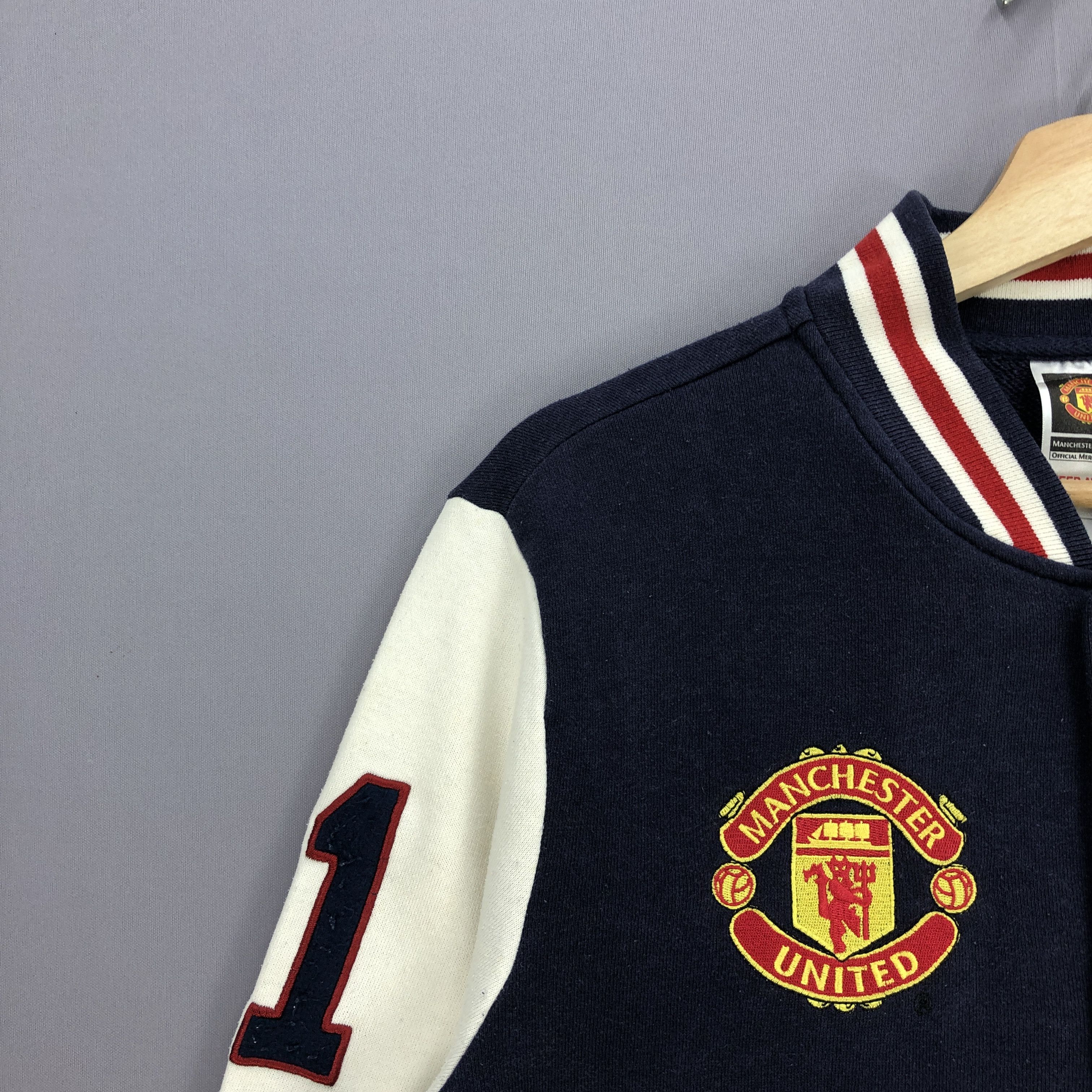Vintage Vintage Manchester United Varsity Sweater Sweatshirt Size US M / EU 48-50 / 2 - 7 Thumbnail