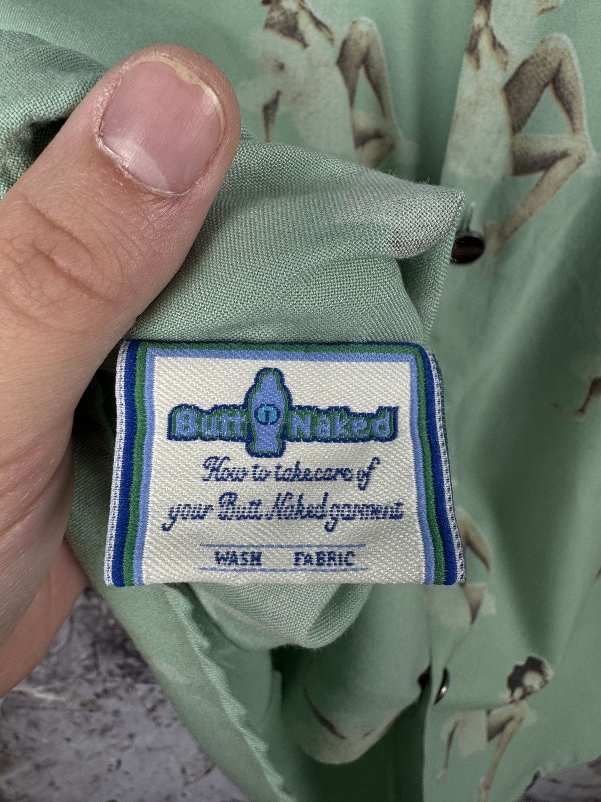 Other Men’s Butt Naked Shirt With Short Sleeves Size Large Size US L / EU 52-54 / 3 - 13 Thumbnail