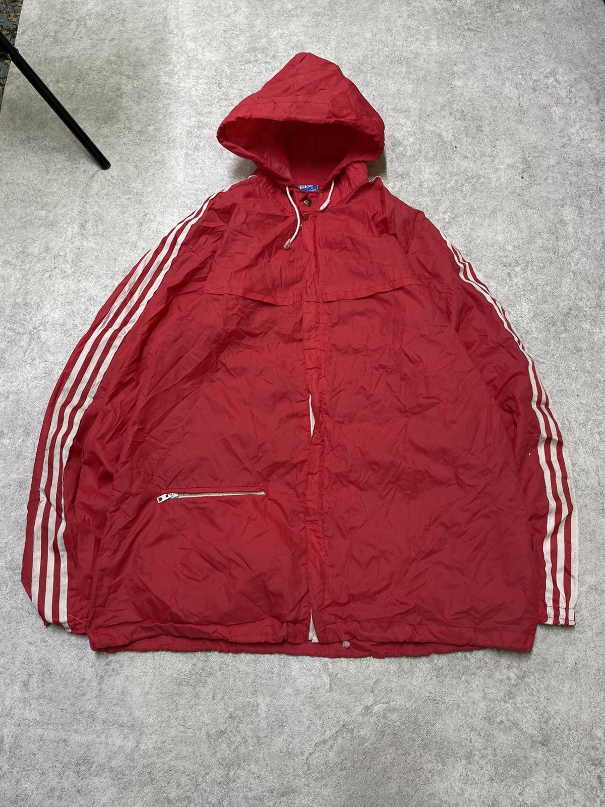 Adidas × Japanese Brand × Vintage Classic 90s Adidas Windbreaker In Bold Red Lightweight Nylon Size US L / EU 52-54 / 3 - 2 Thumbnail