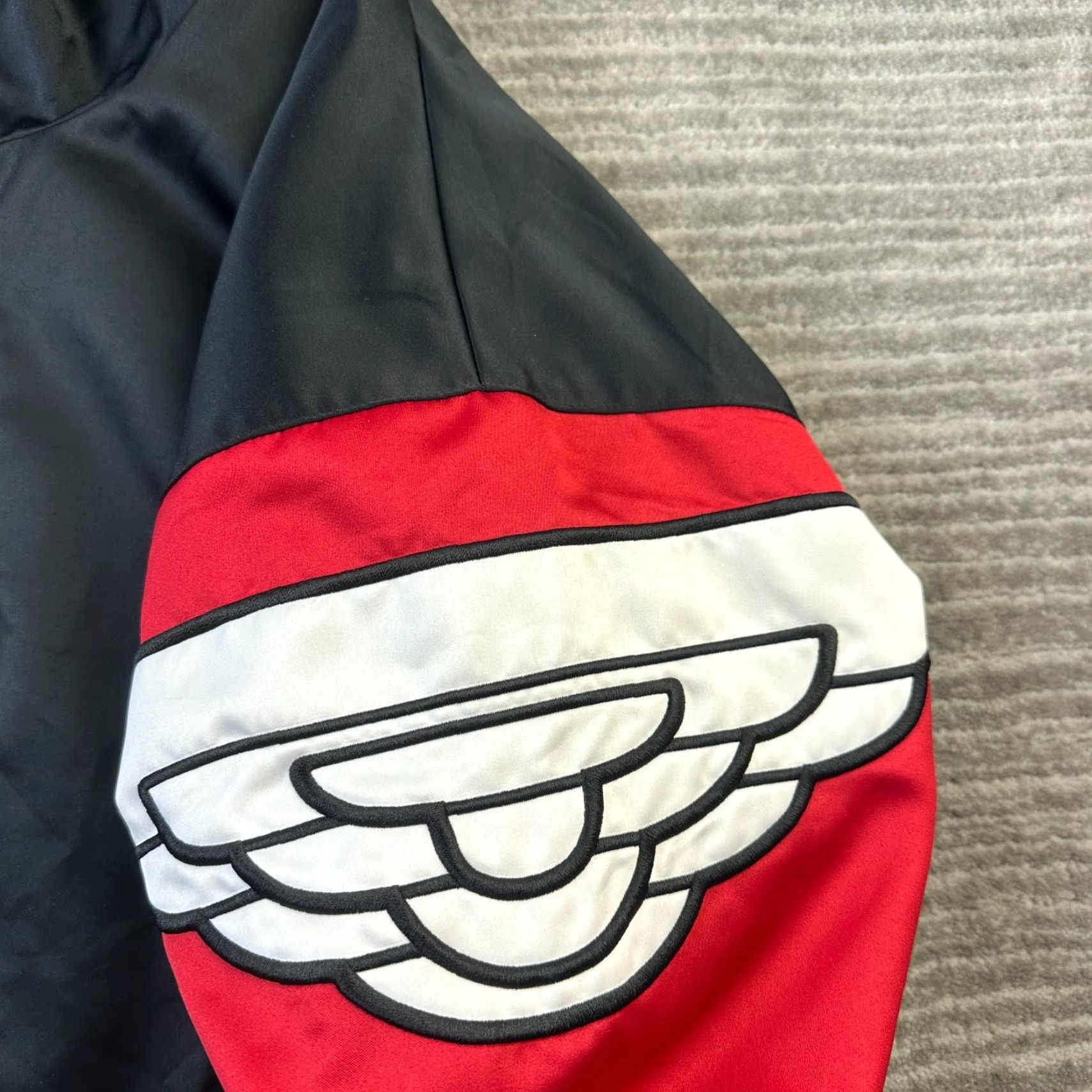 Jordan Brand Jordan Jacket Mens Medium Black Satin Retro 1 Quarter Zip Sportswear Track Jacket Basketball Air Jordan Size US M / EU 48-50 / 2 - 3 Thumbnail