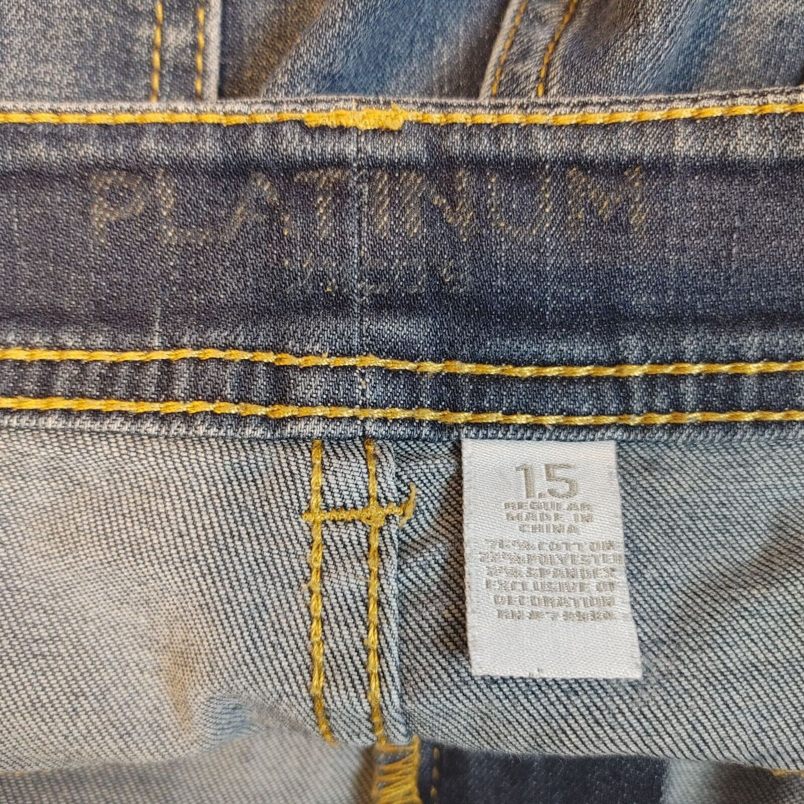 Chicos Chico's Platinum Women's Blue Denim Straight Leg Jeans 1.5 Size 26" / US 2 / IT 38 - 3 Thumbnail