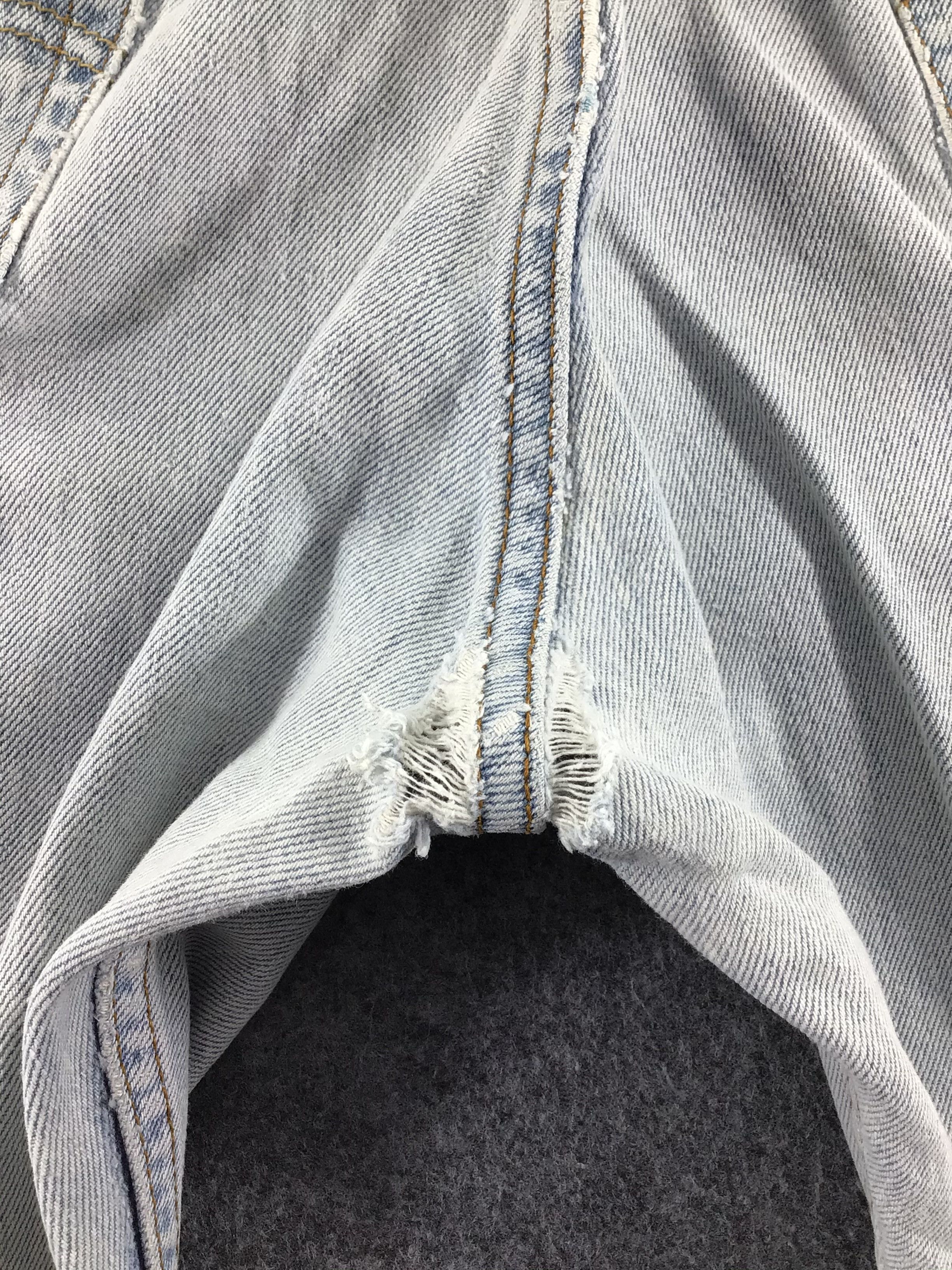 Levi's Vintage Light Wash Levis 505 Jeans-J486 Size US 34 / EU 50 - 8 Thumbnail
