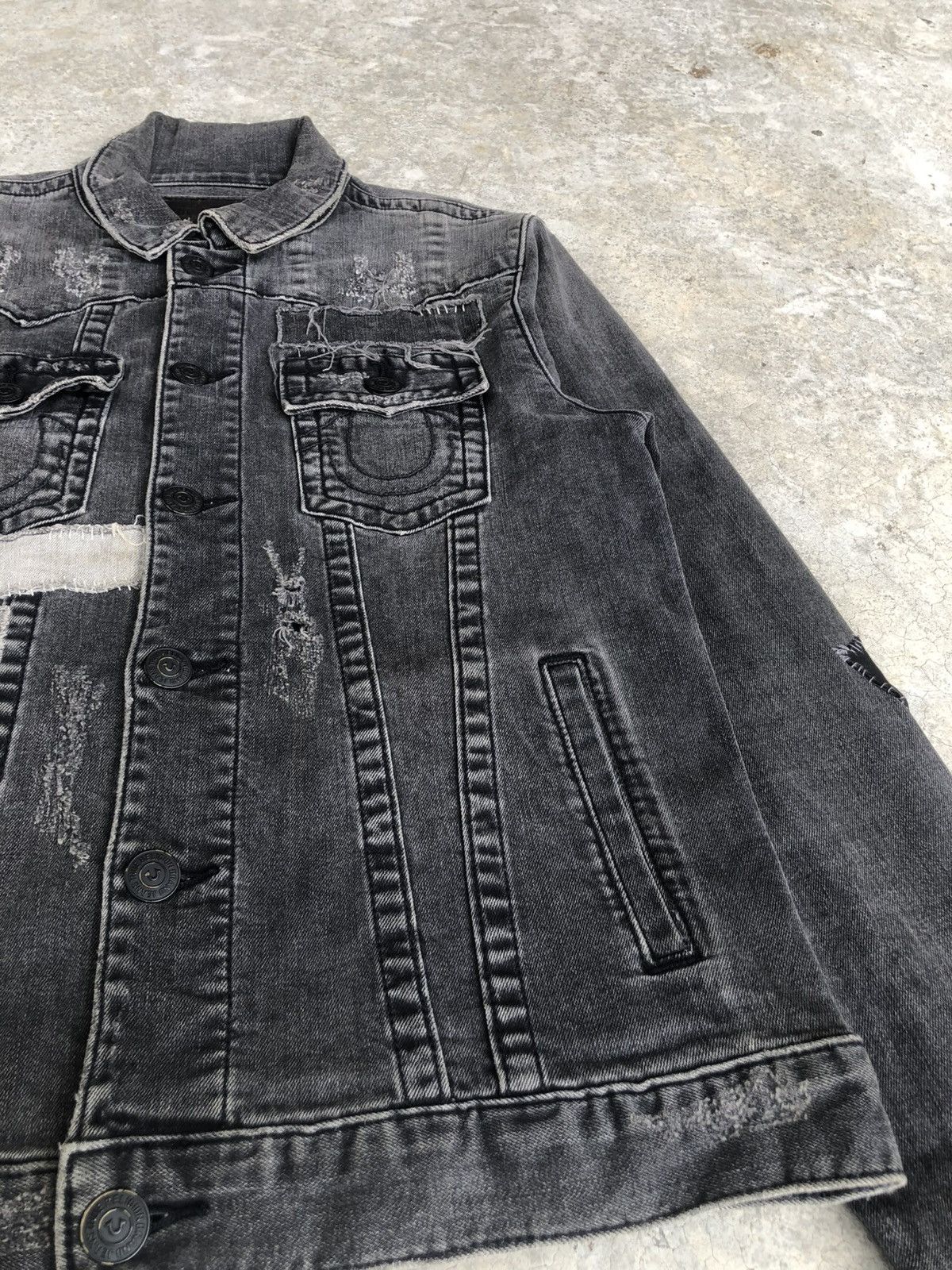 True Religion True Religion Denim Jacket Boro Patchwork Distressed Size US M / EU 48-50 / 2 - 16 Thumbnail