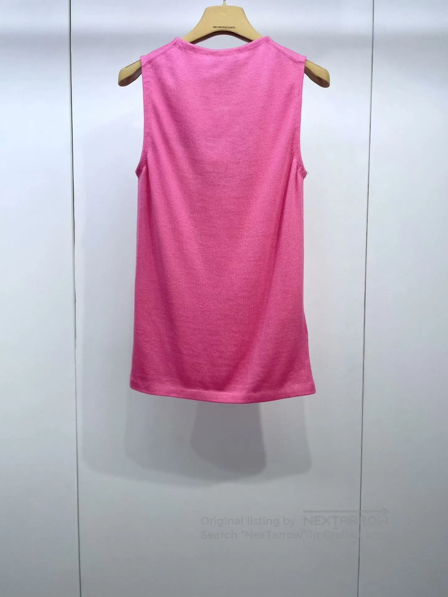 Miu Miu Miu Miu Pink Jacquard Logo Knit Vest. Size XS / US 0-2 / IT 36-38 - 2 Thumbnail