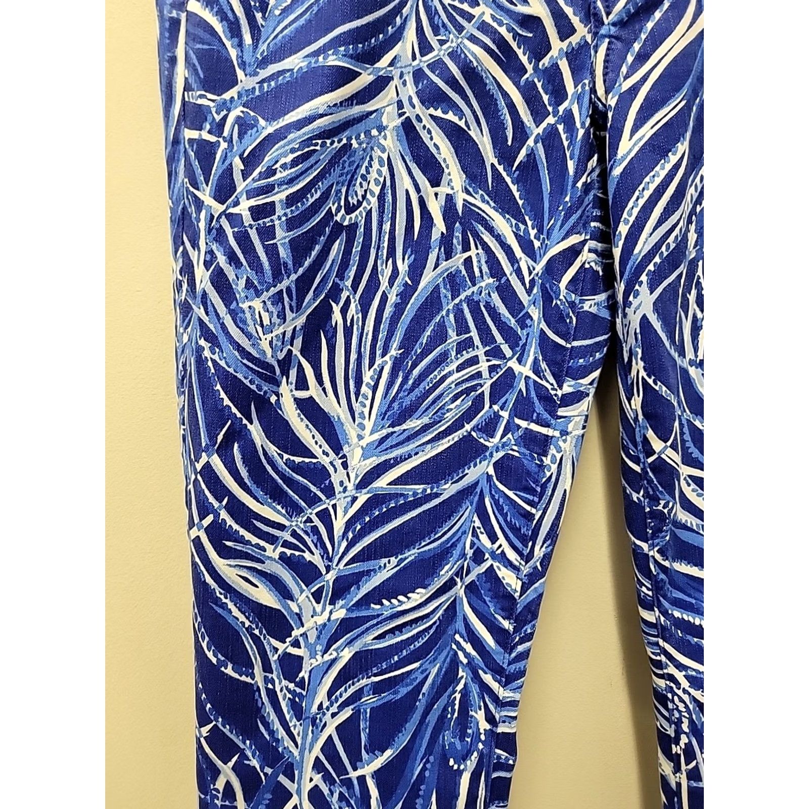 Lilly Pulitzer NWT Lilly Pulitzer Skinny Crop Pants Womens 10 Twilight Blue Size 32" / US 10 / IT 46 - 3 Thumbnail