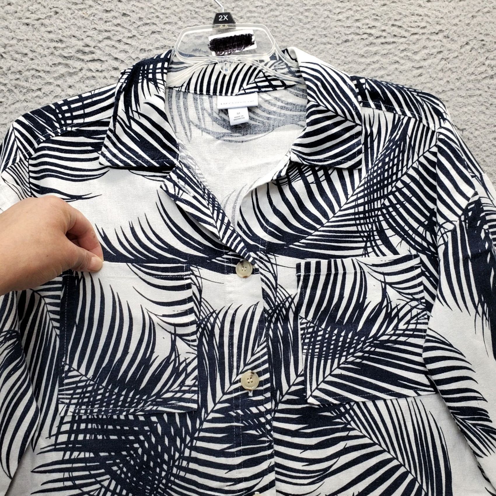 Liz Claiborne Liz Claiborne Casual Shirt Womens Medium Multi Palm Leaf Collared Button Down Size M / US 6-8 / IT 42-44 - 3 Thumbnail