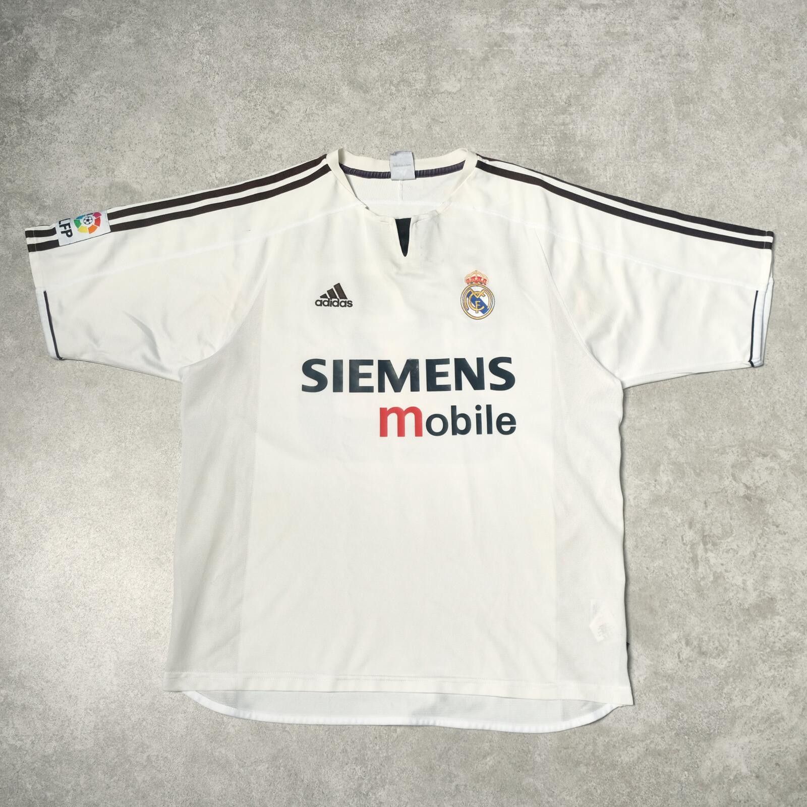 Adidas 2003/04 Real Madrid Home Shirt Adidas Beckham (L) Size US L / EU 52-54 / 3 - 2 Thumbnail